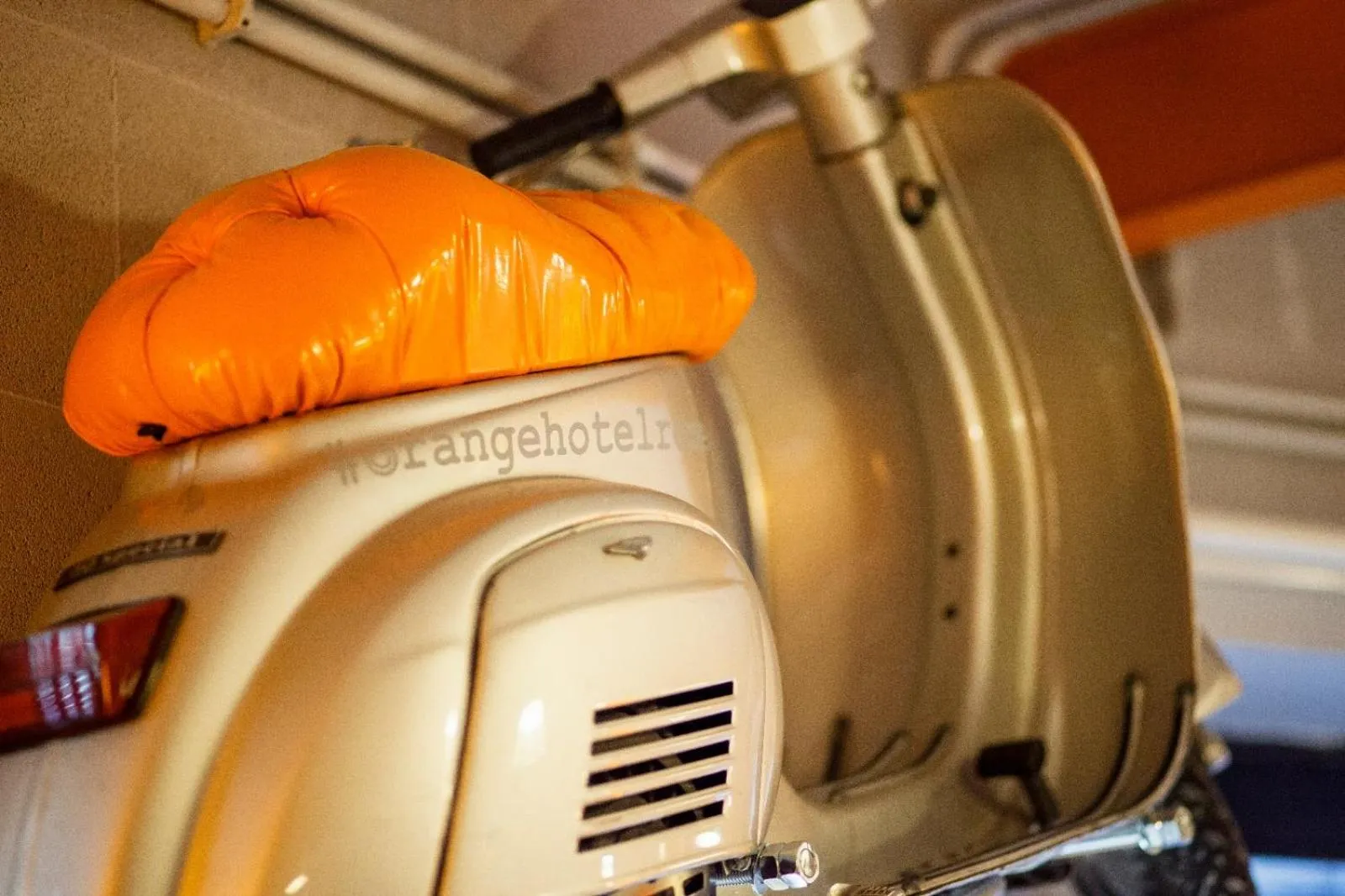 Spring in Orange Hotel