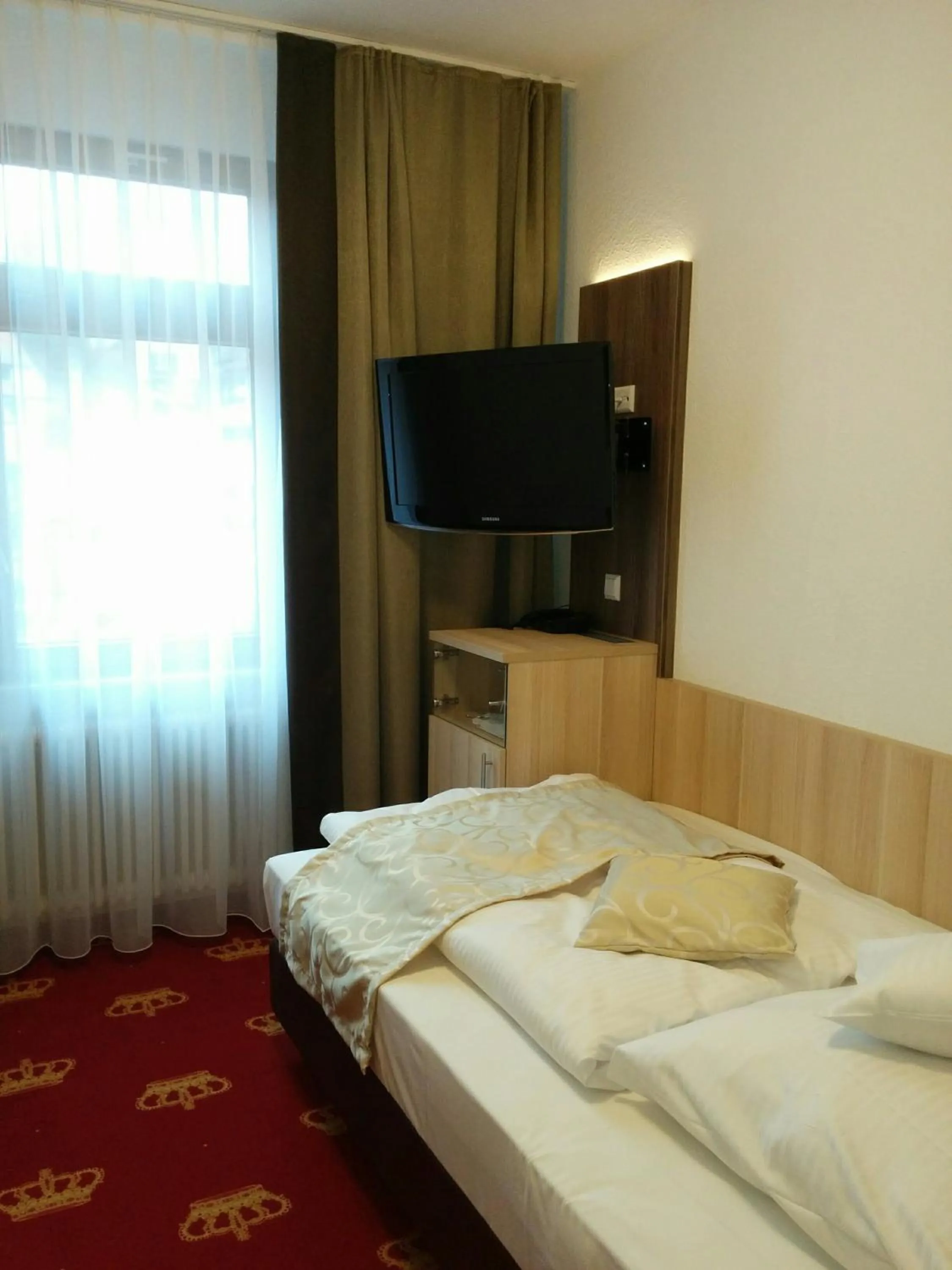 Photo of the whole room, Bed in Wellness Hotel Garni Krone