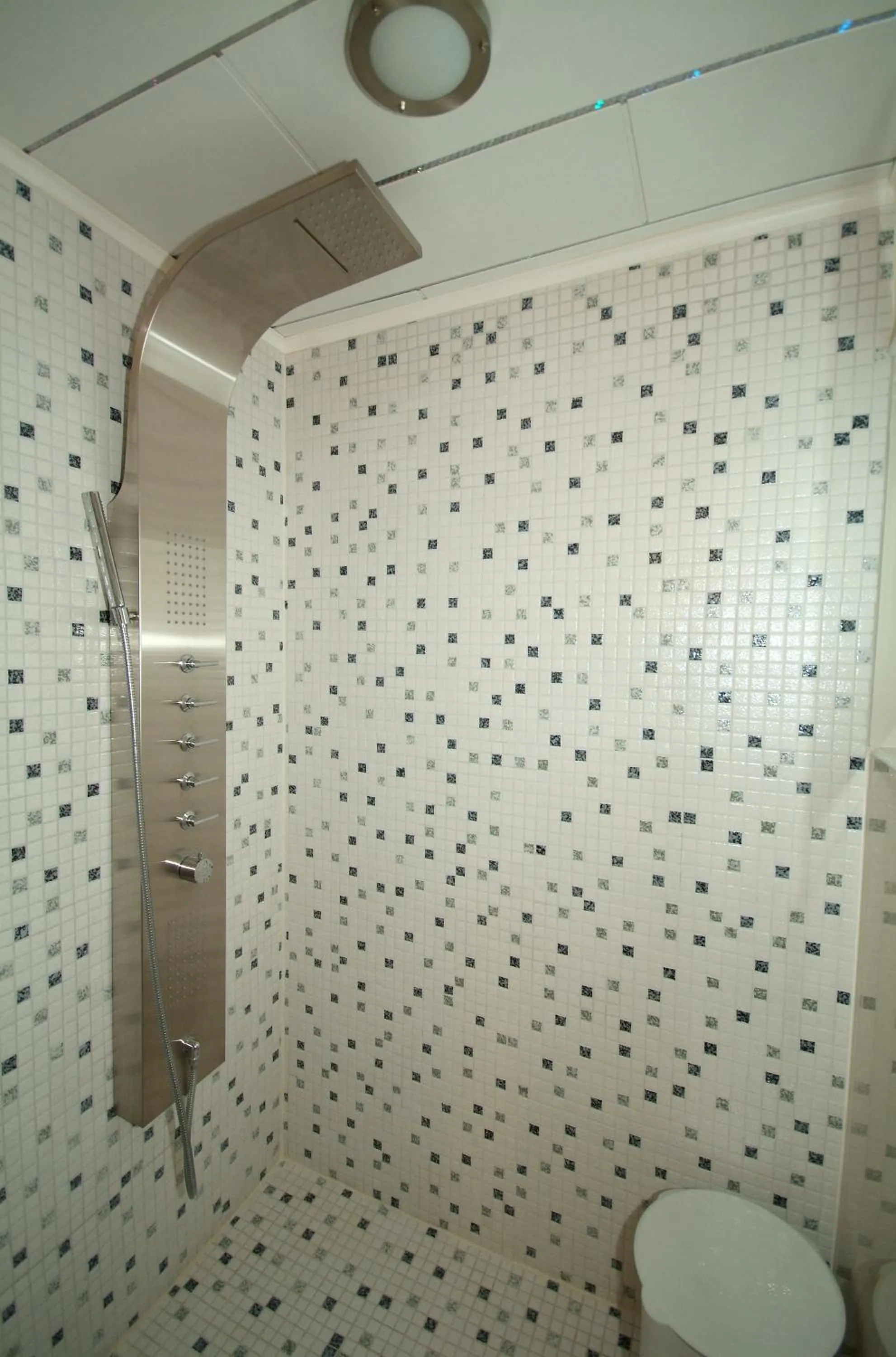 Bathroom in Wellness Hotel Garni Krone