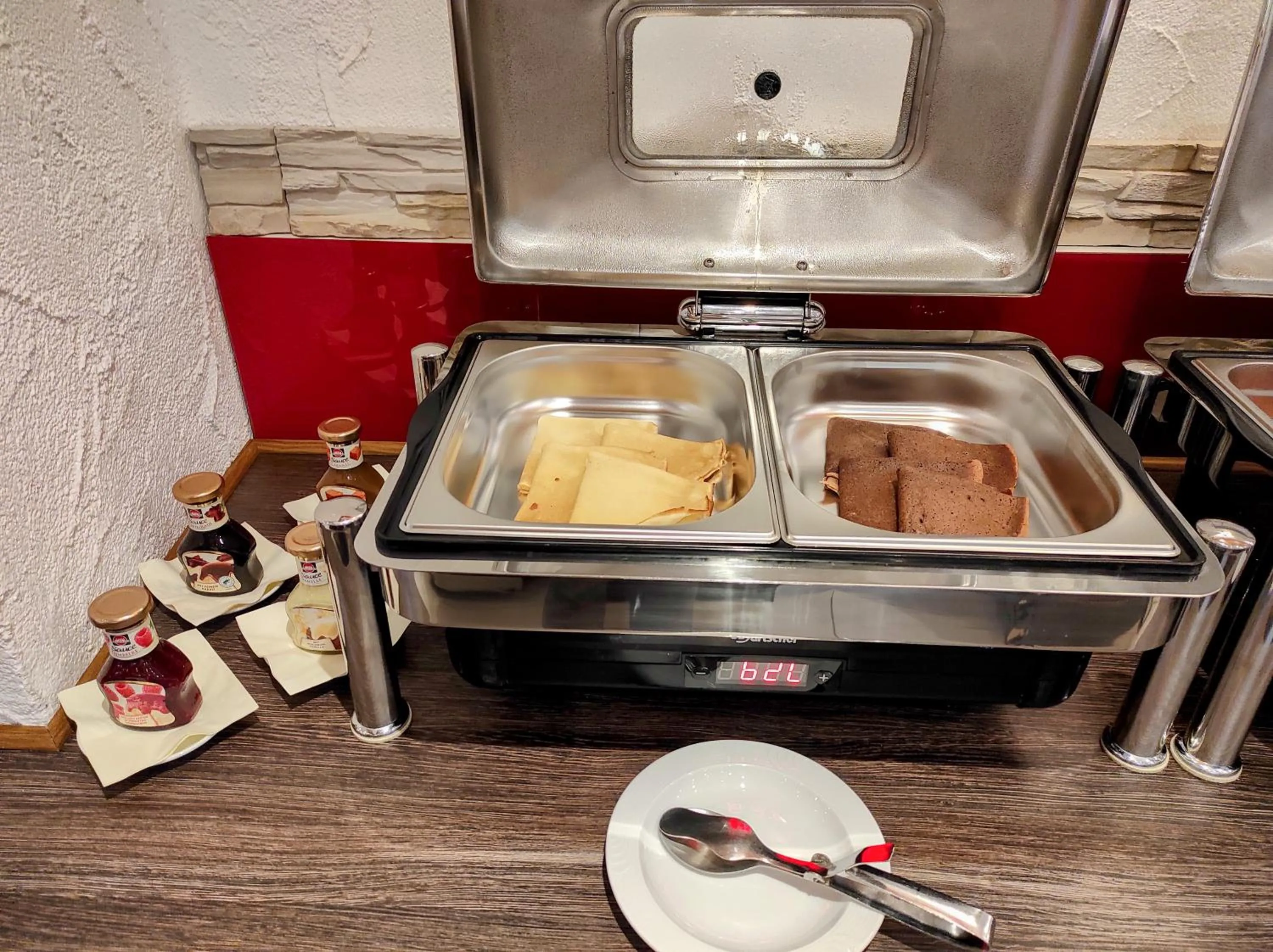 Breakfast in Wellness Hotel Garni Krone