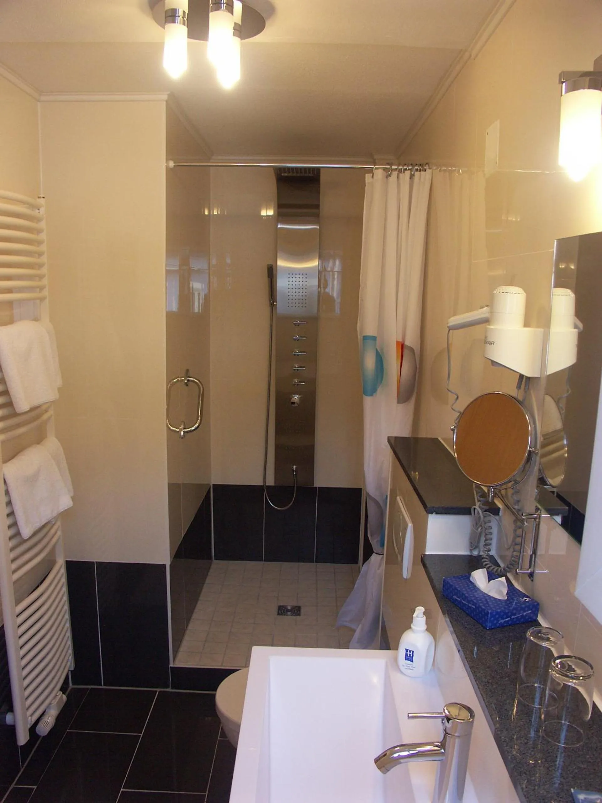 Bathroom in Wellness Hotel Garni Krone