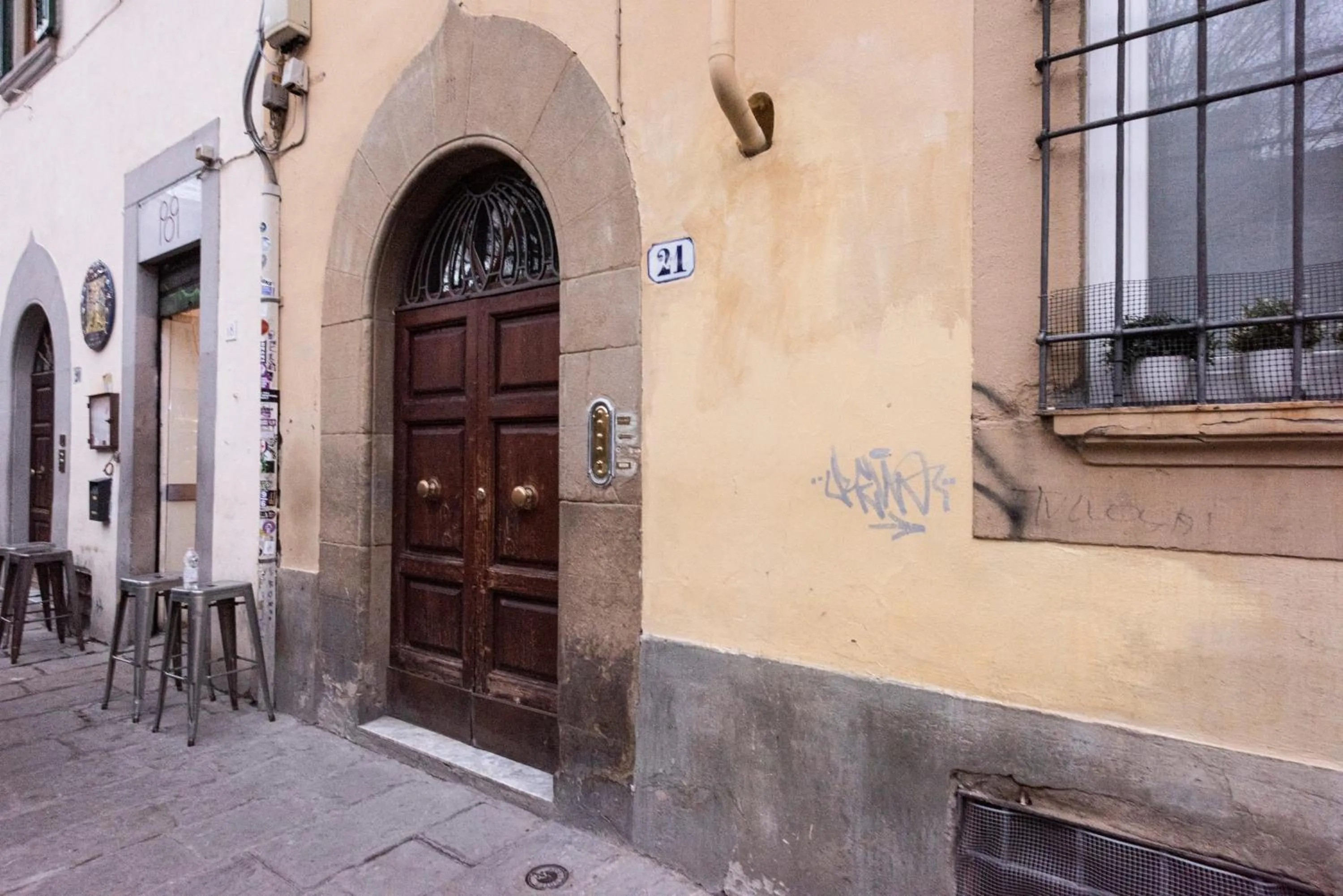 Facade/entrance in Santo Spirito Dream by Mmega