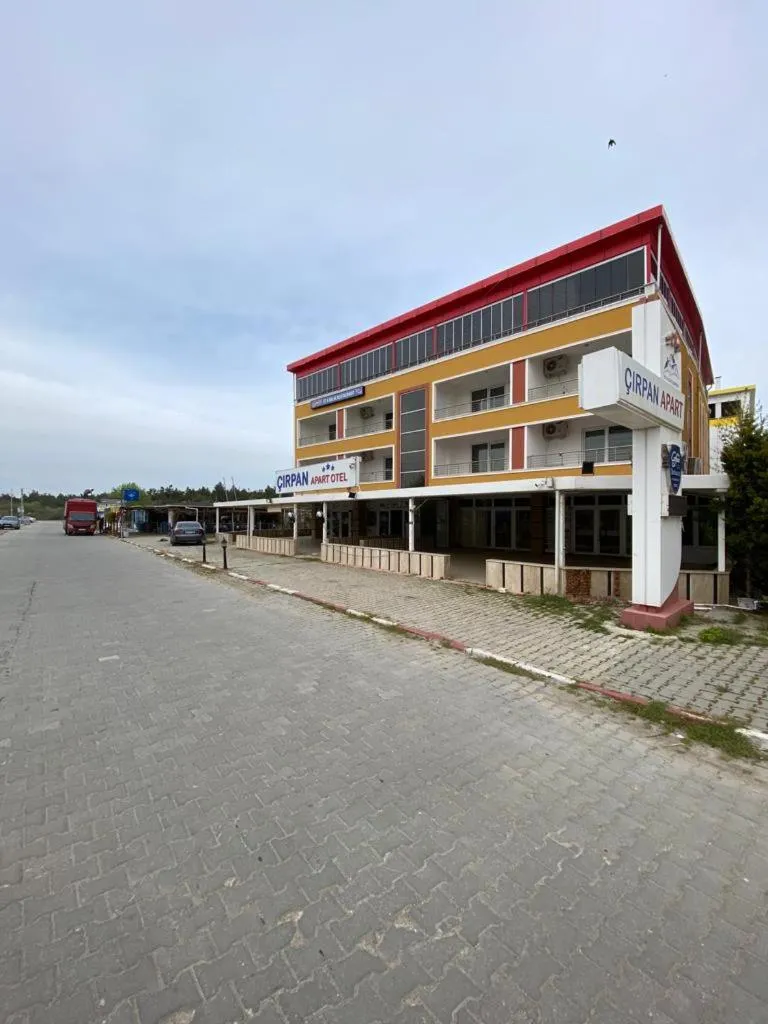 Property building in çırpan apart otel