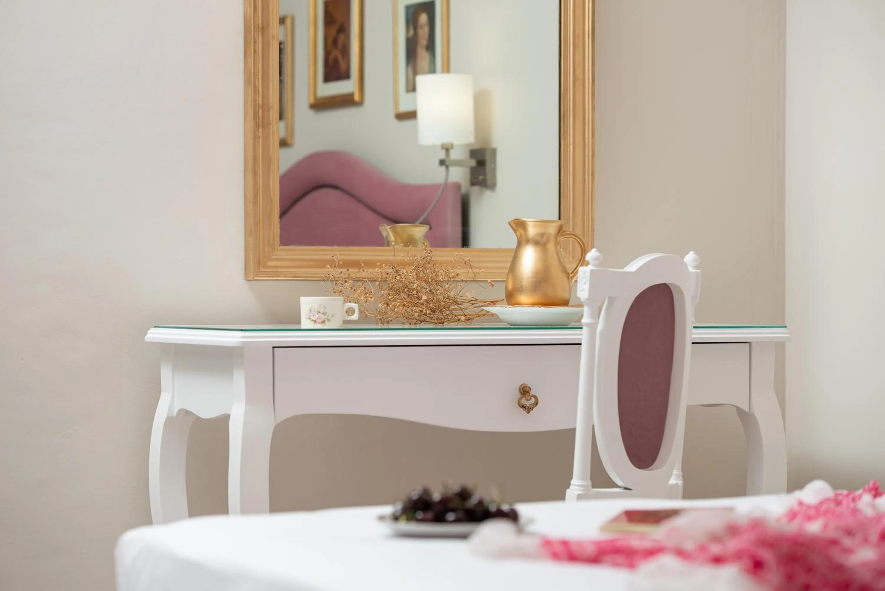 Photo of the whole room in Mykoniatika Villas