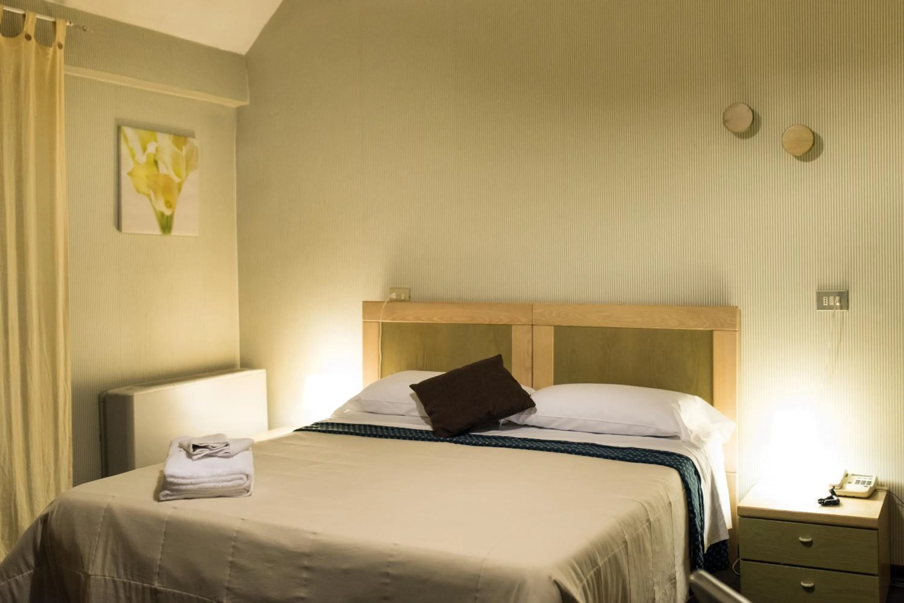 Bed in Hotel Orvieto