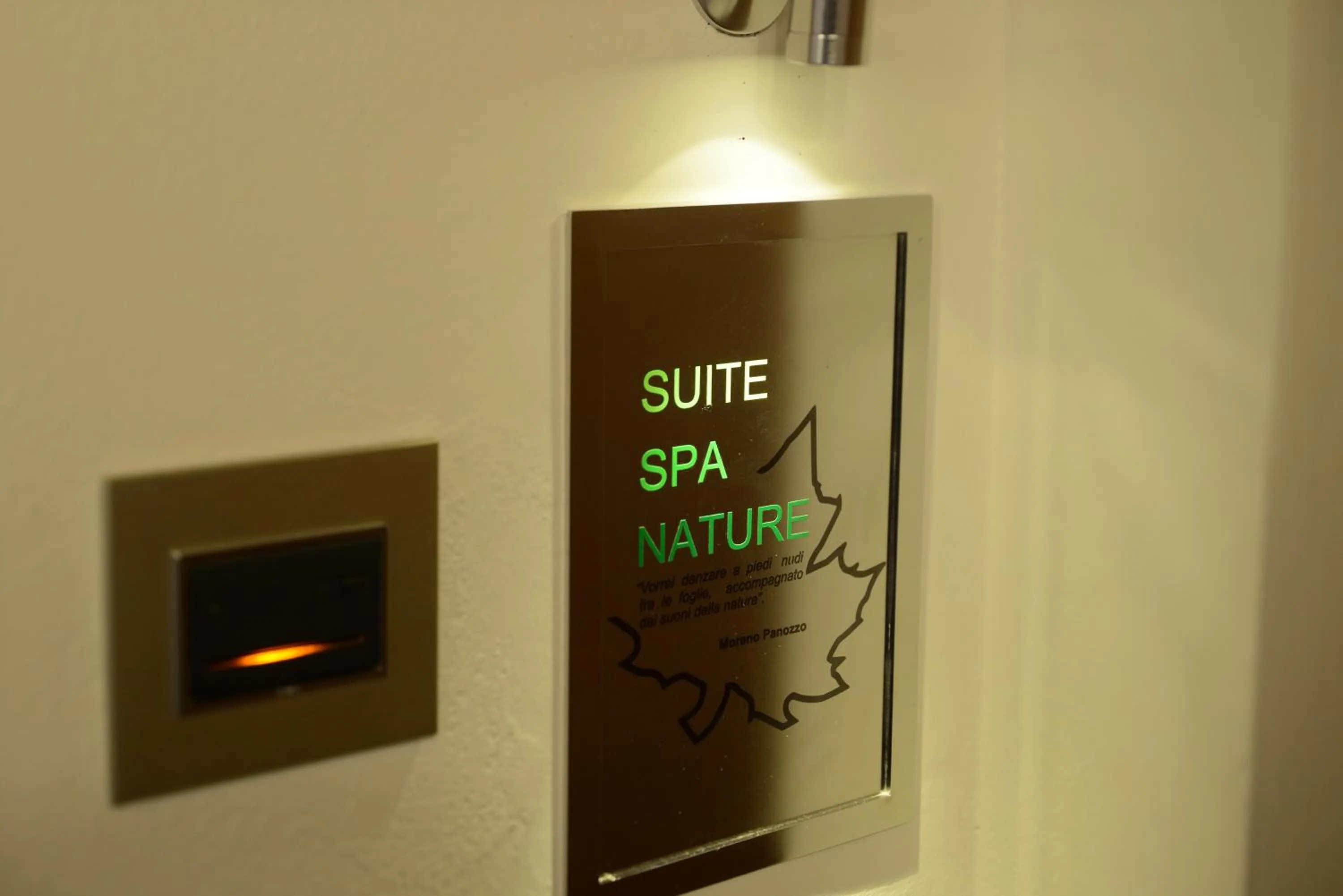 Decorative detail in Hotel Vecchia Stazione Mountain Elegance