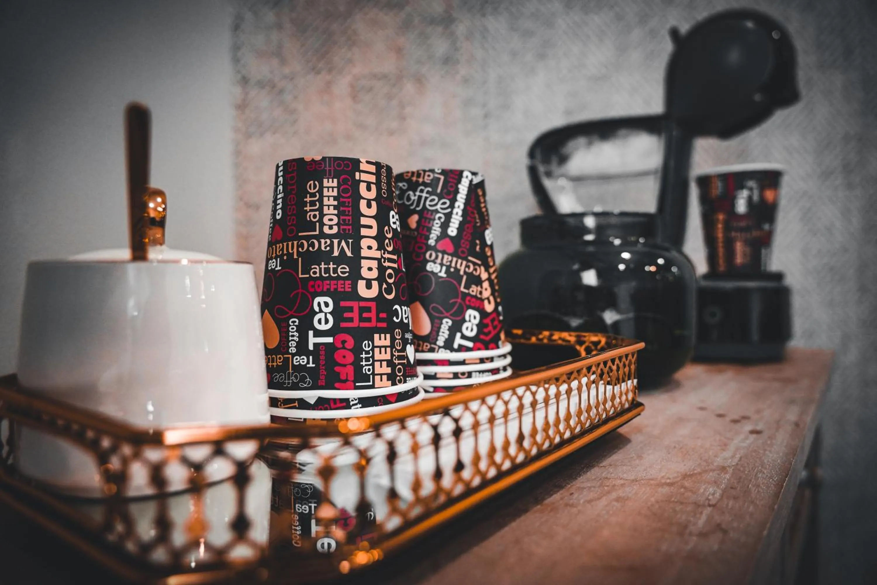 Food and drinks in Luxury Stevenage Town Centre Apartment