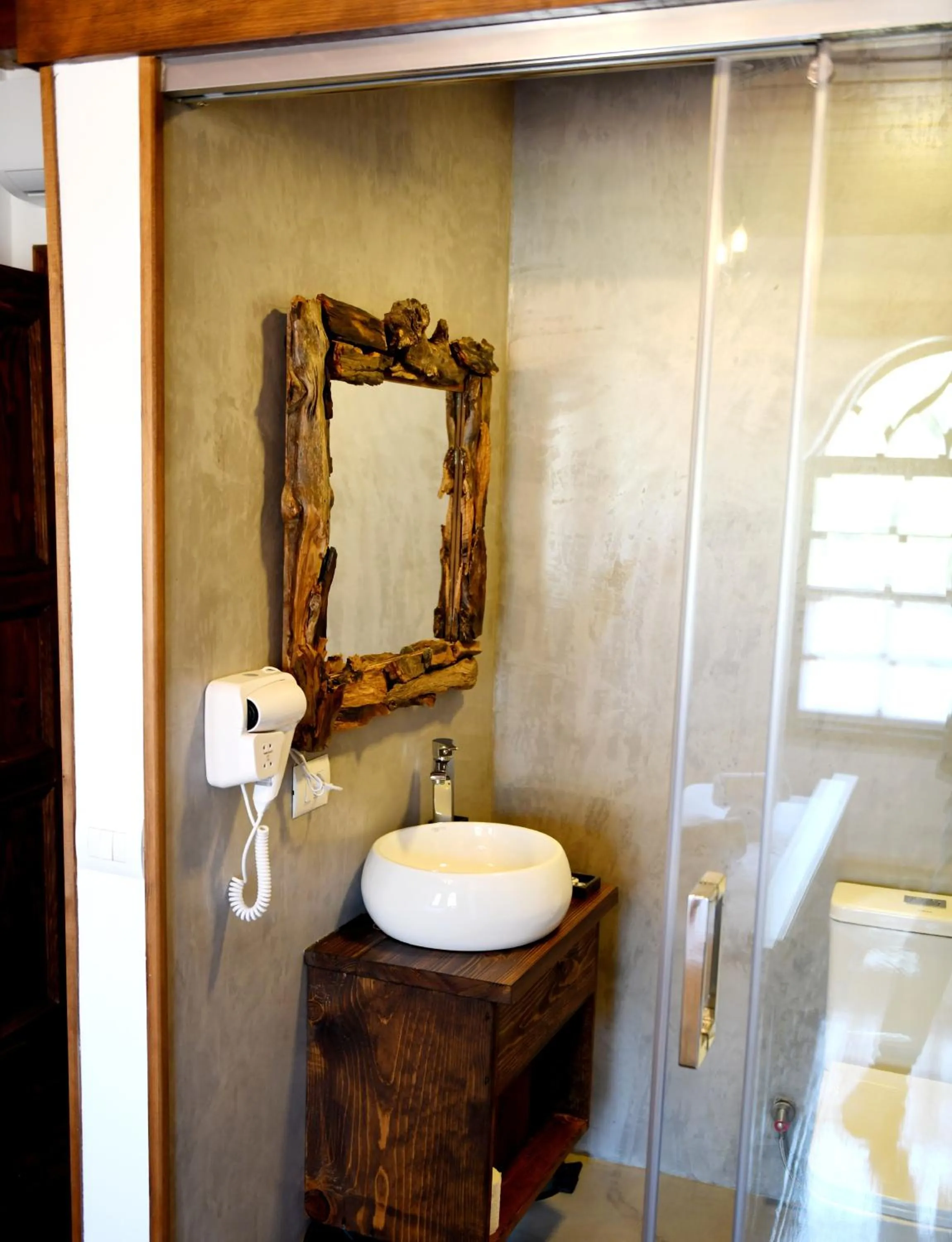 Shower in Anhel Hotel