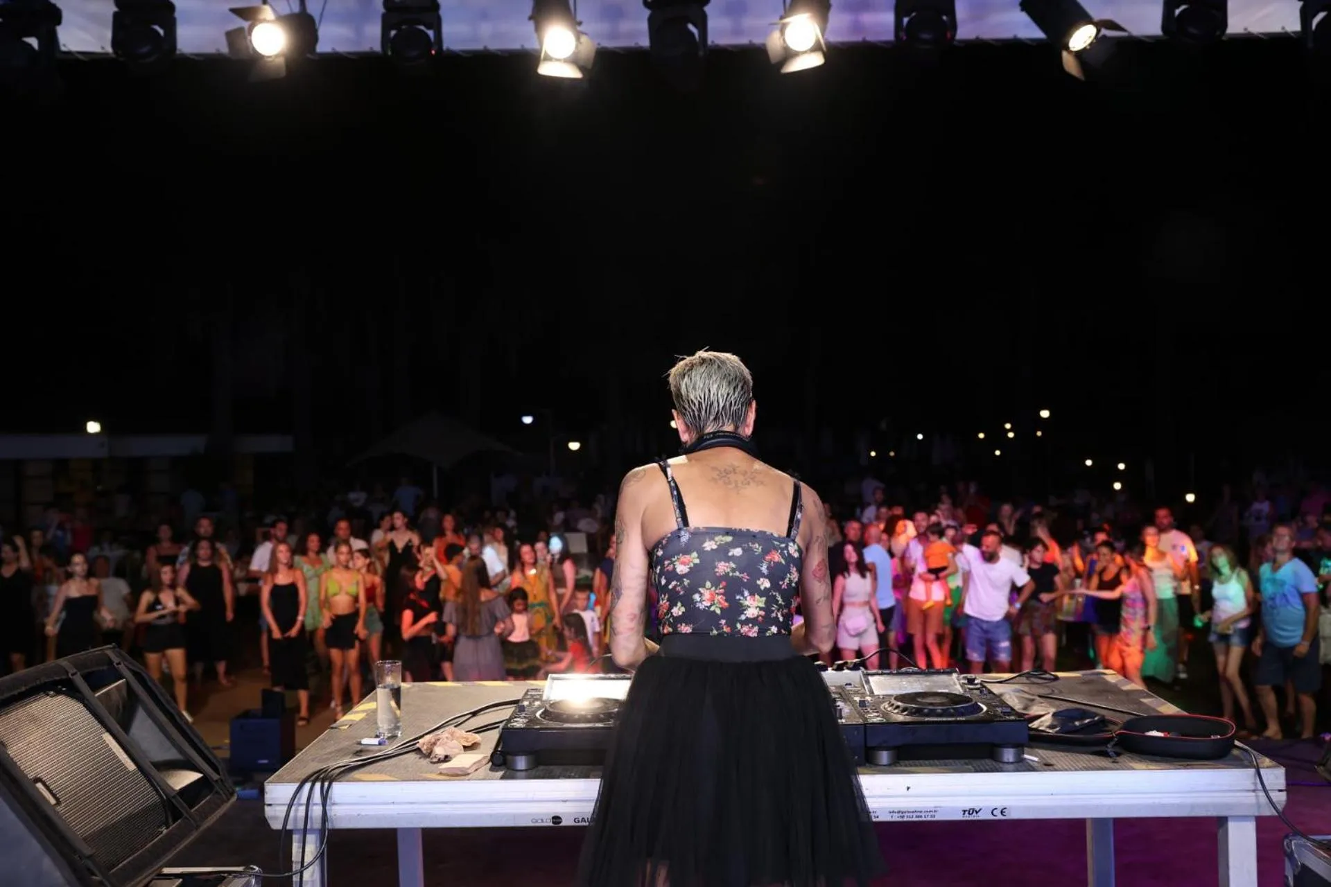 Entertainment in Crystal Tat Beach Pearl Collection - Ultimate All Inclusive