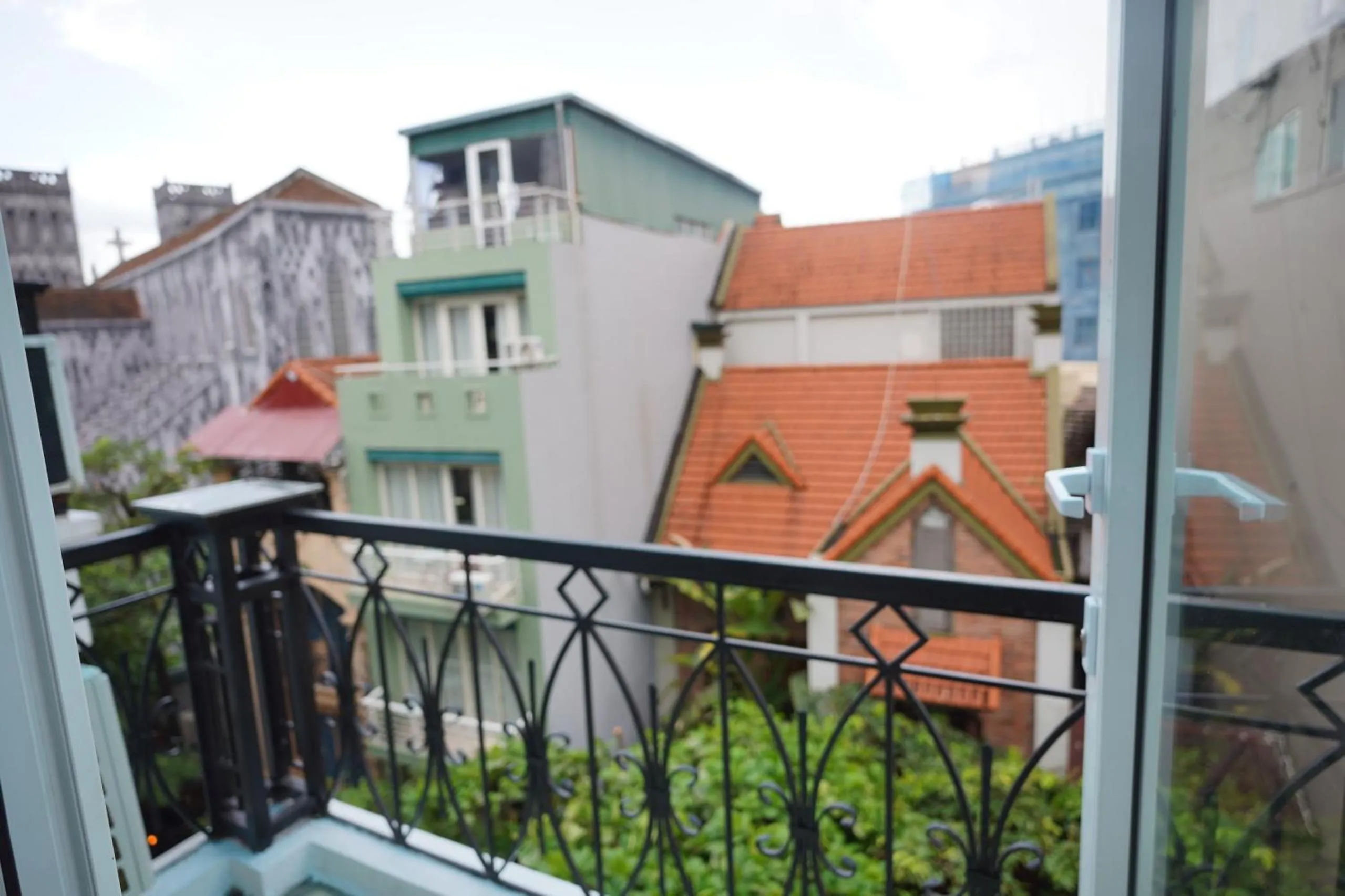 Hanoi Capital Premium Hotel