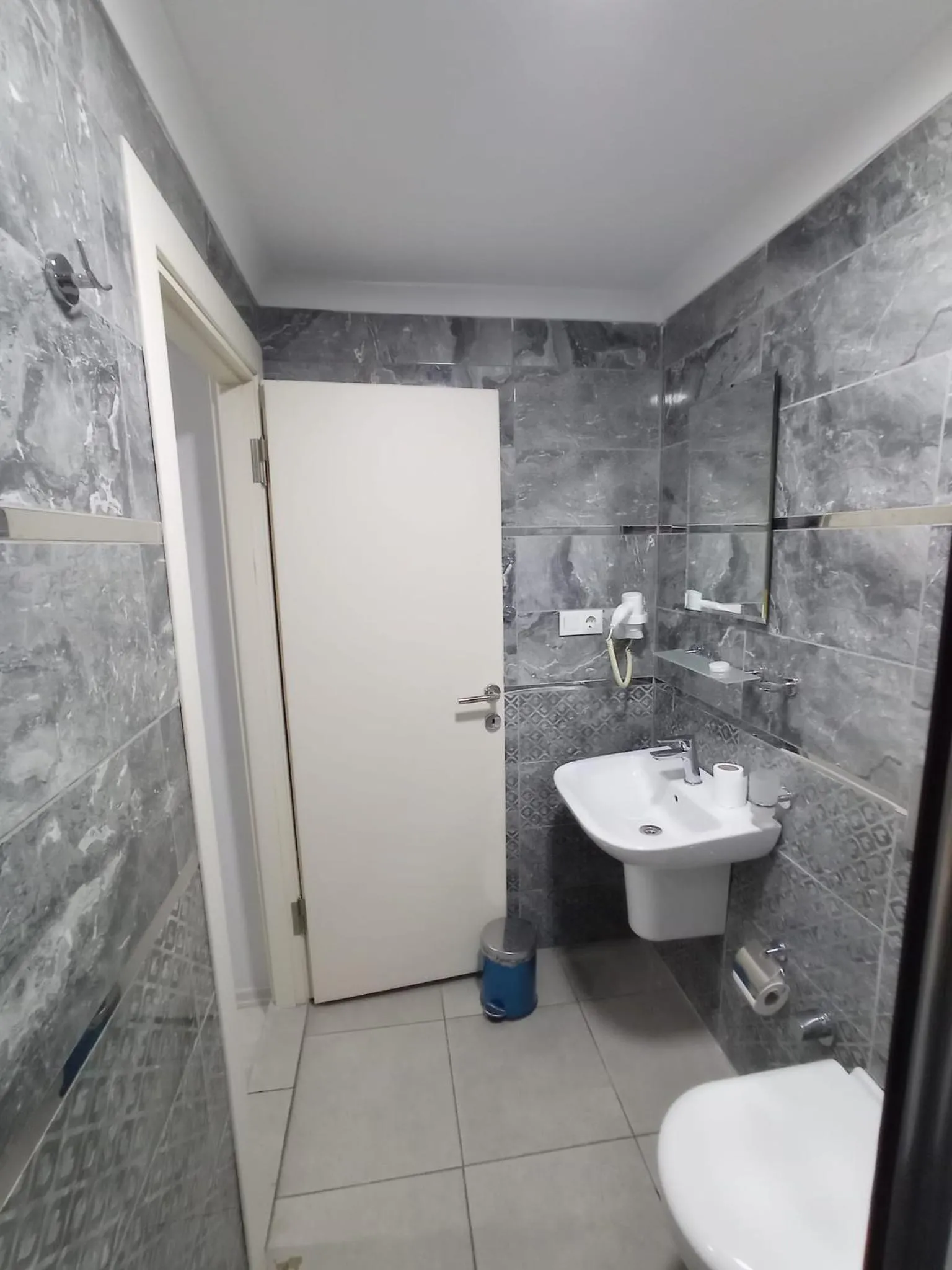 Bathroom in Emin Konak Hotel