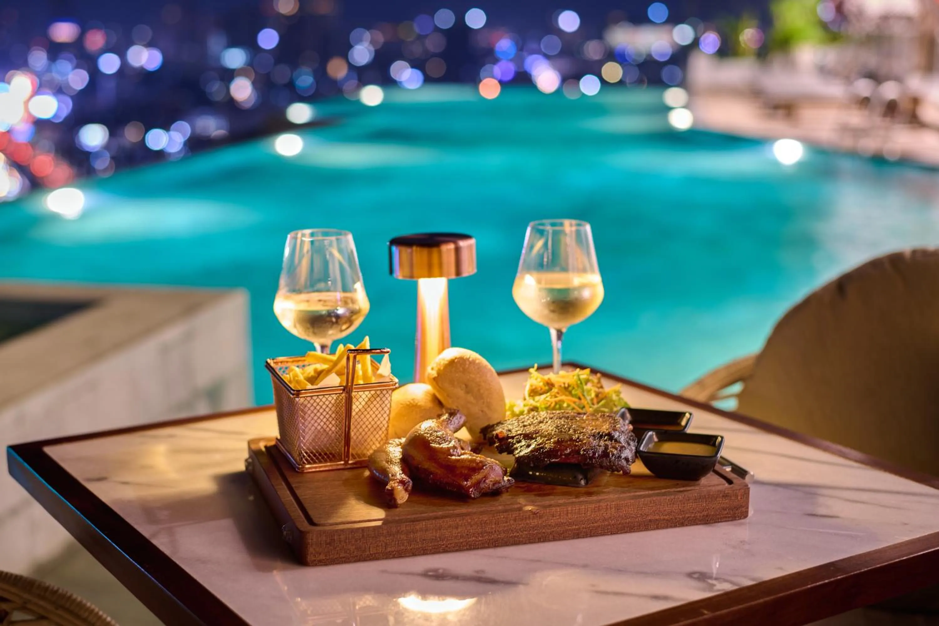 Restaurant/places to eat in The Peninsula Phnom Penh