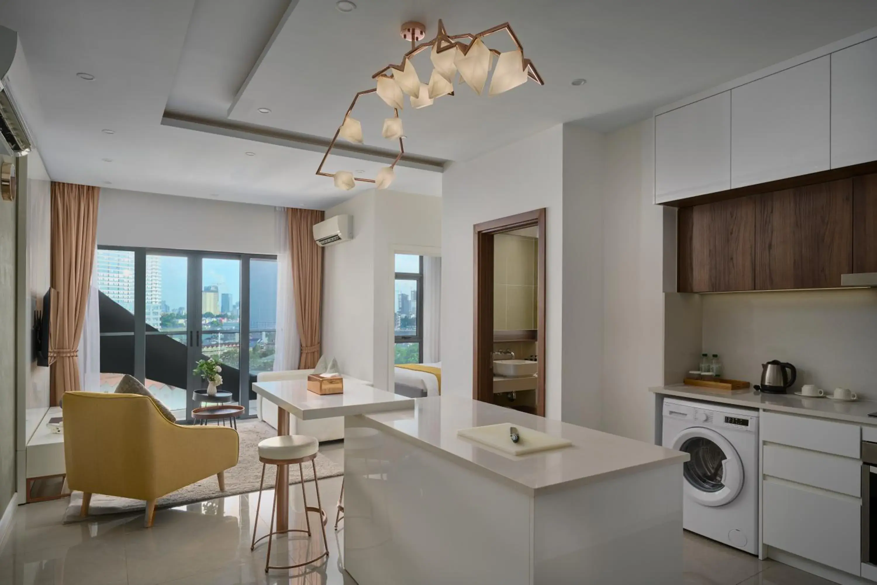 1 Bedroom Deluxe - single occupancy in The Peninsula Phnom Penh 1 Bedroom Deluxe - single occupancy in The Peninsula Phnom Penh