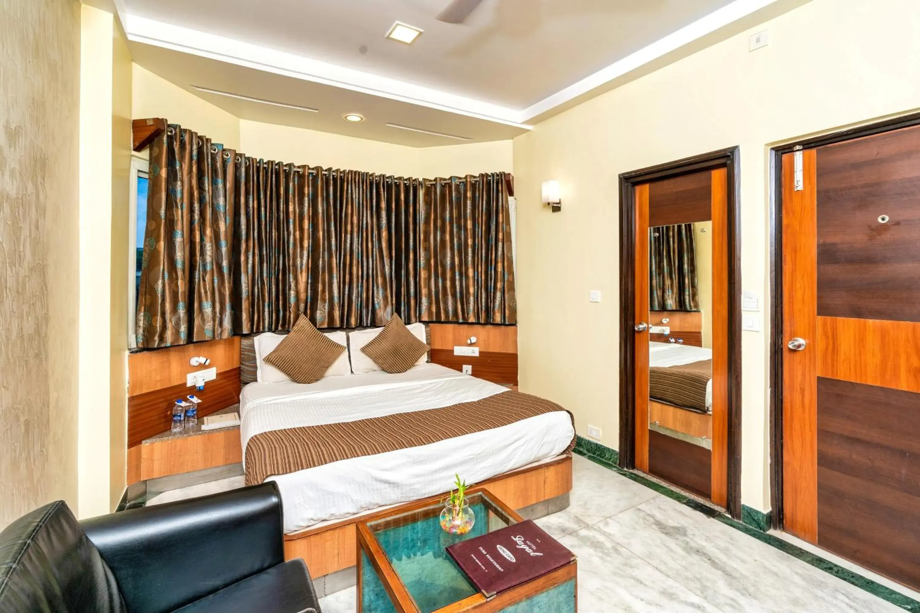 Bed in Hotel Dayal Bed in Hotel Dayal
