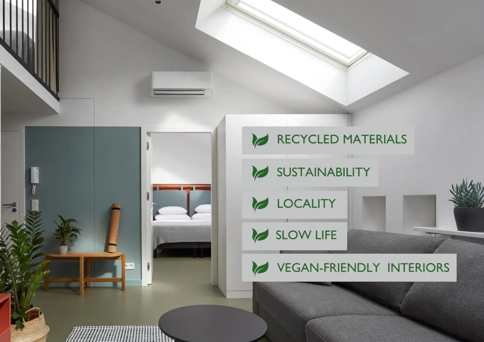 Living room, Bed in PLANTONIA Aparthotel Living room, Bed in PLANTONIA Aparthotel