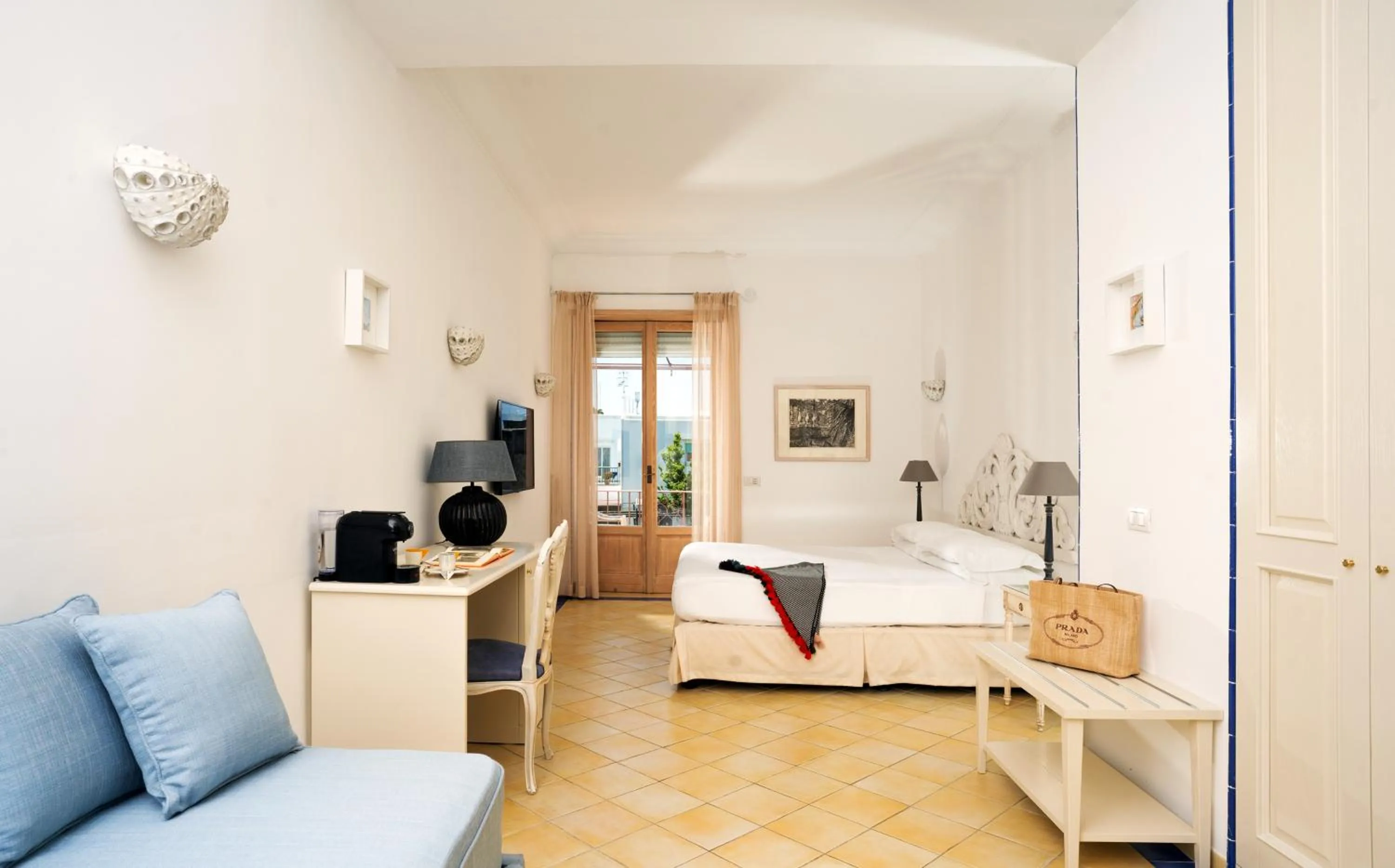 Photo of the whole room, Bed in Boutique Hotel Casa Mariantonia