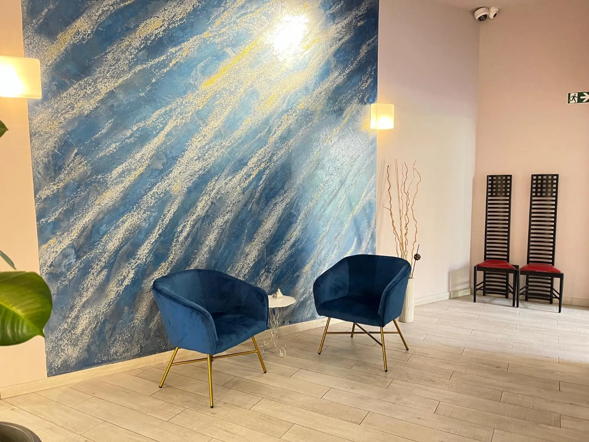 Lobby or reception in Blue Shades Hotel