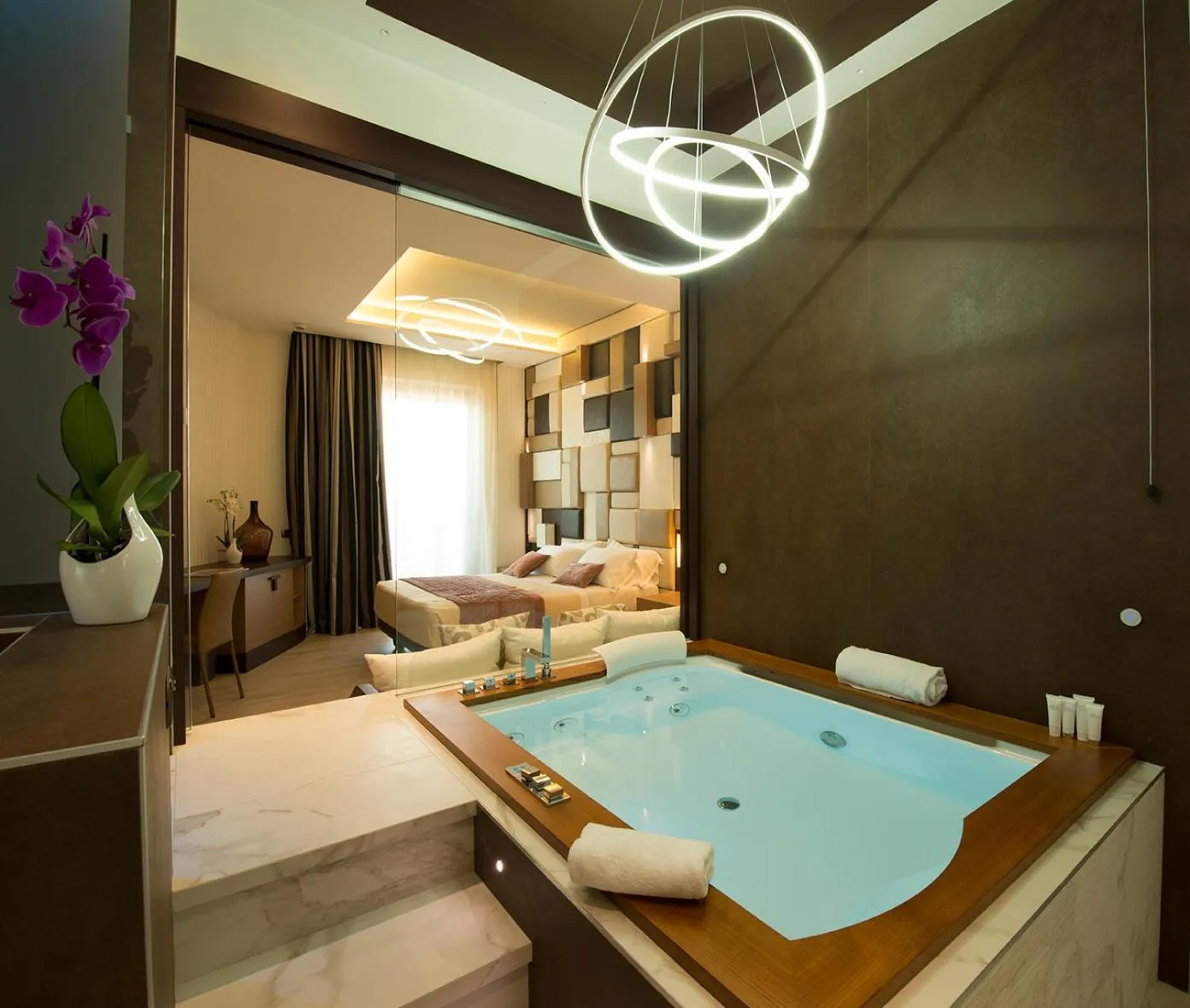 Hot Tub in THotel Lamezia