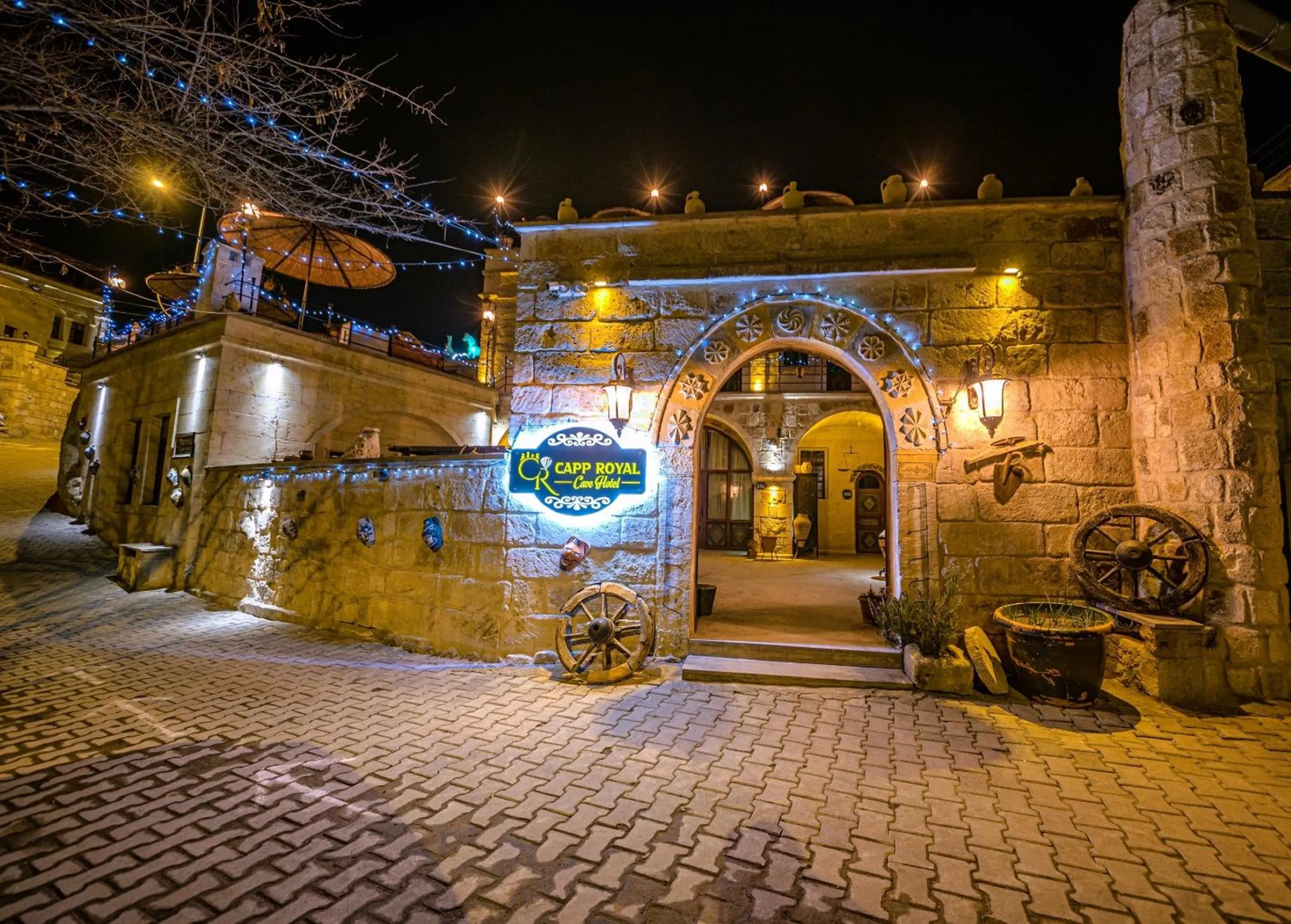 Off site in Capp Royal Cave HOTEL