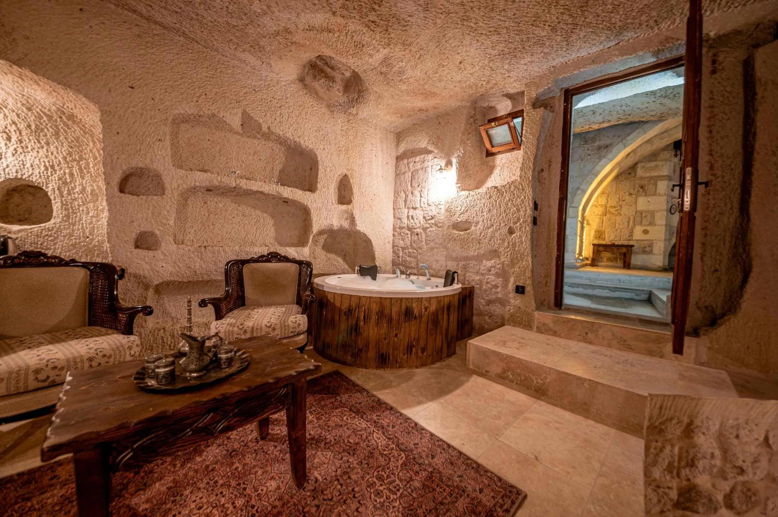 Seating area in Capp Royal Cave HOTEL