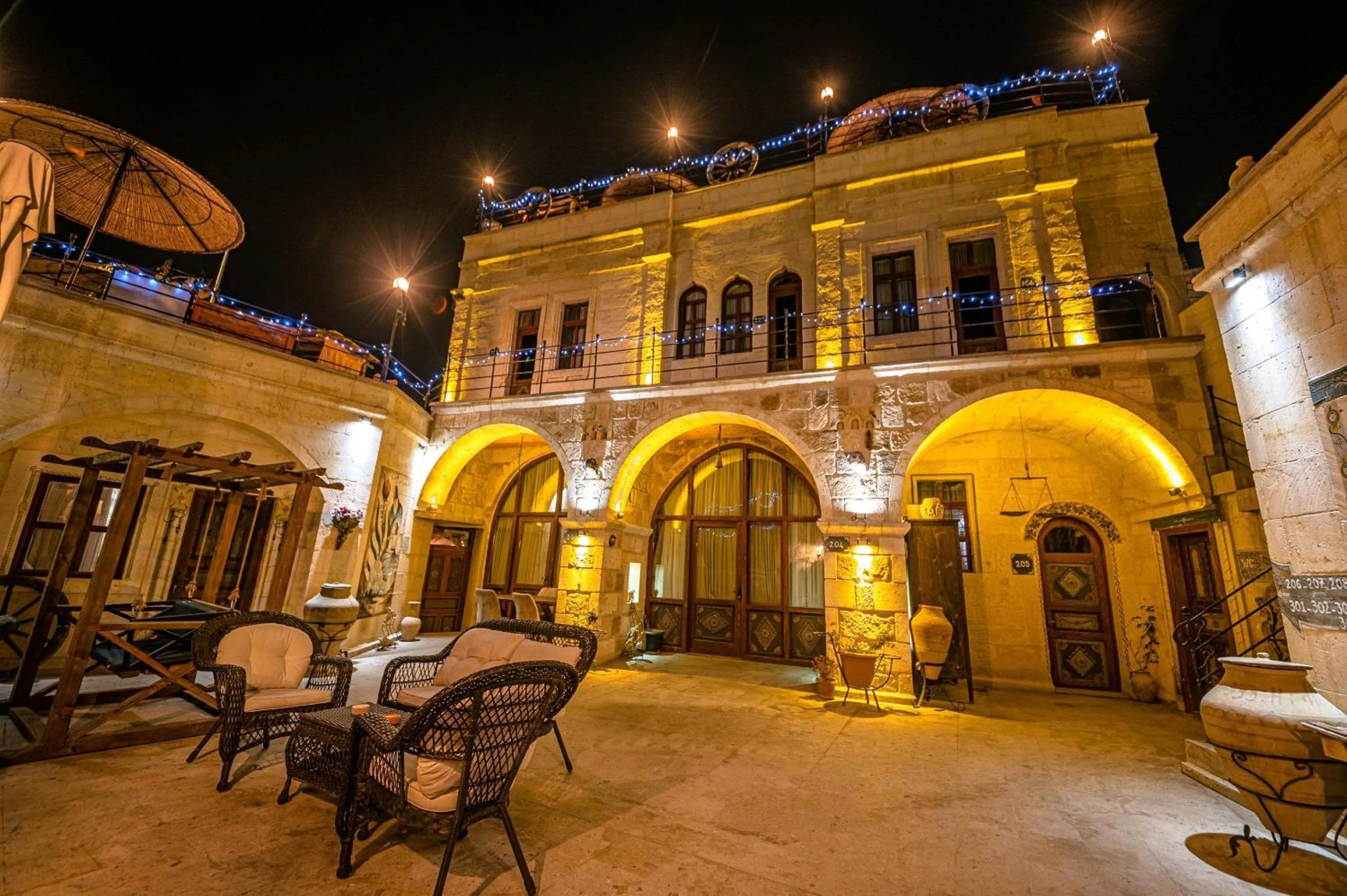 Property building in Capp Royal Cave HOTEL