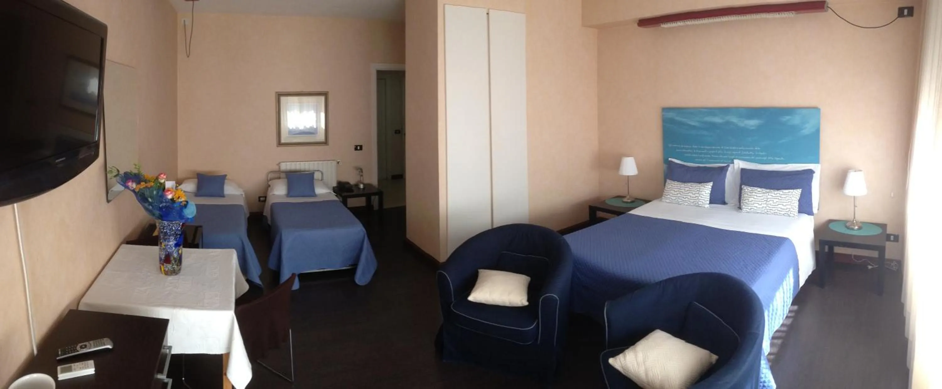 Family, Bed in Mare Nostrum Petit Hôtel