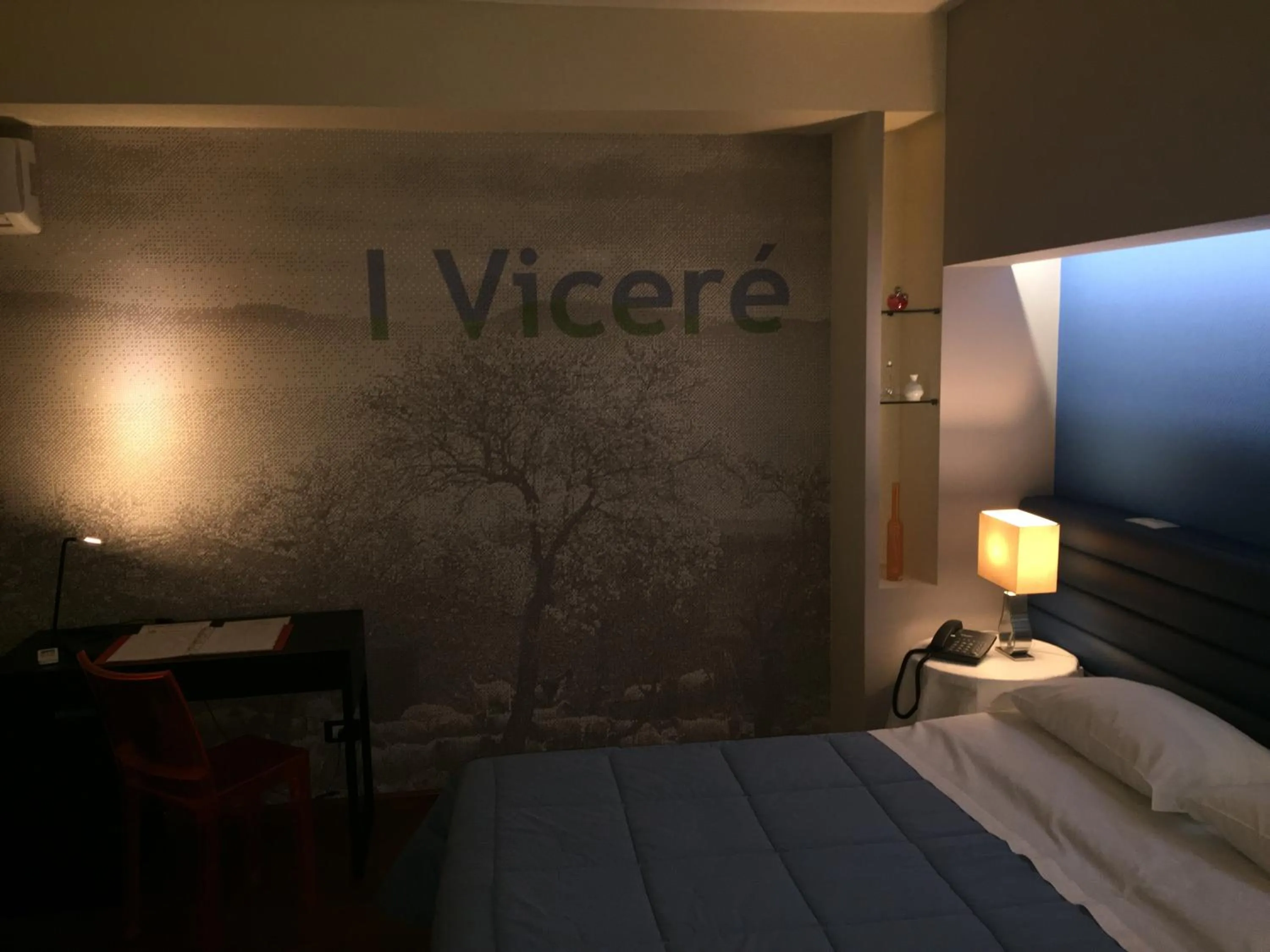 Photo of the whole room, Bed in Mare Nostrum Petit Hôtel