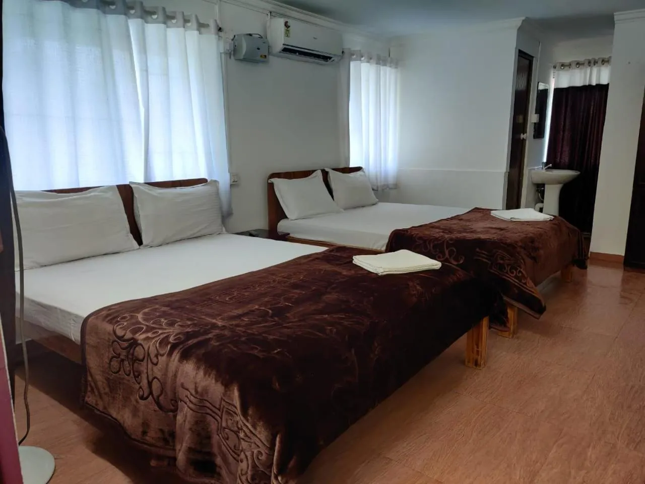 Bed in Shalom Beach Residency
