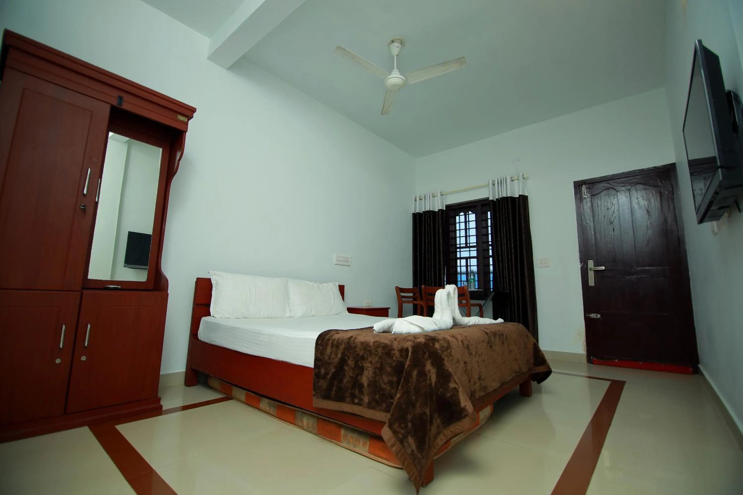 Bedroom, Bed in Shalom Beach Residency
