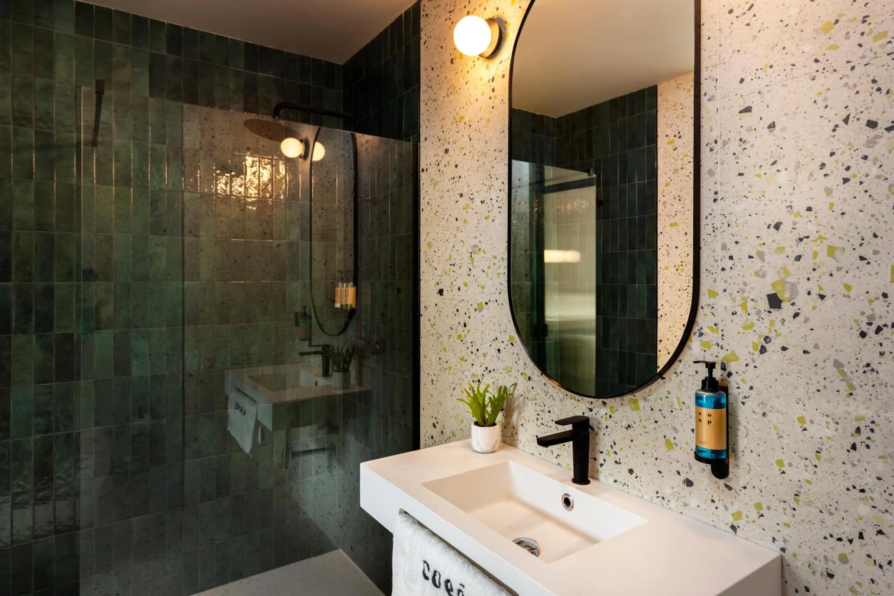 Shower in Coeo Parras Design Apartments