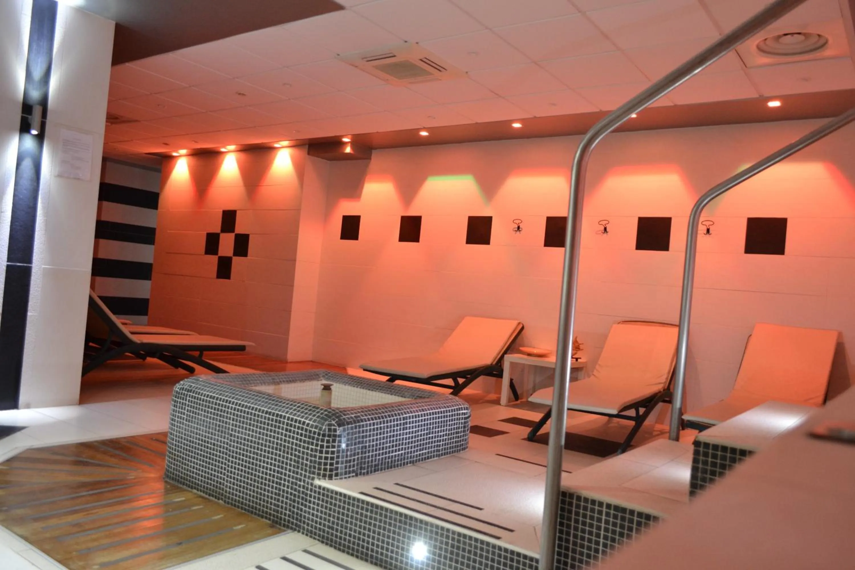 Spa and wellness centre/facilities in Marina Palace Hotel & Congress Hall