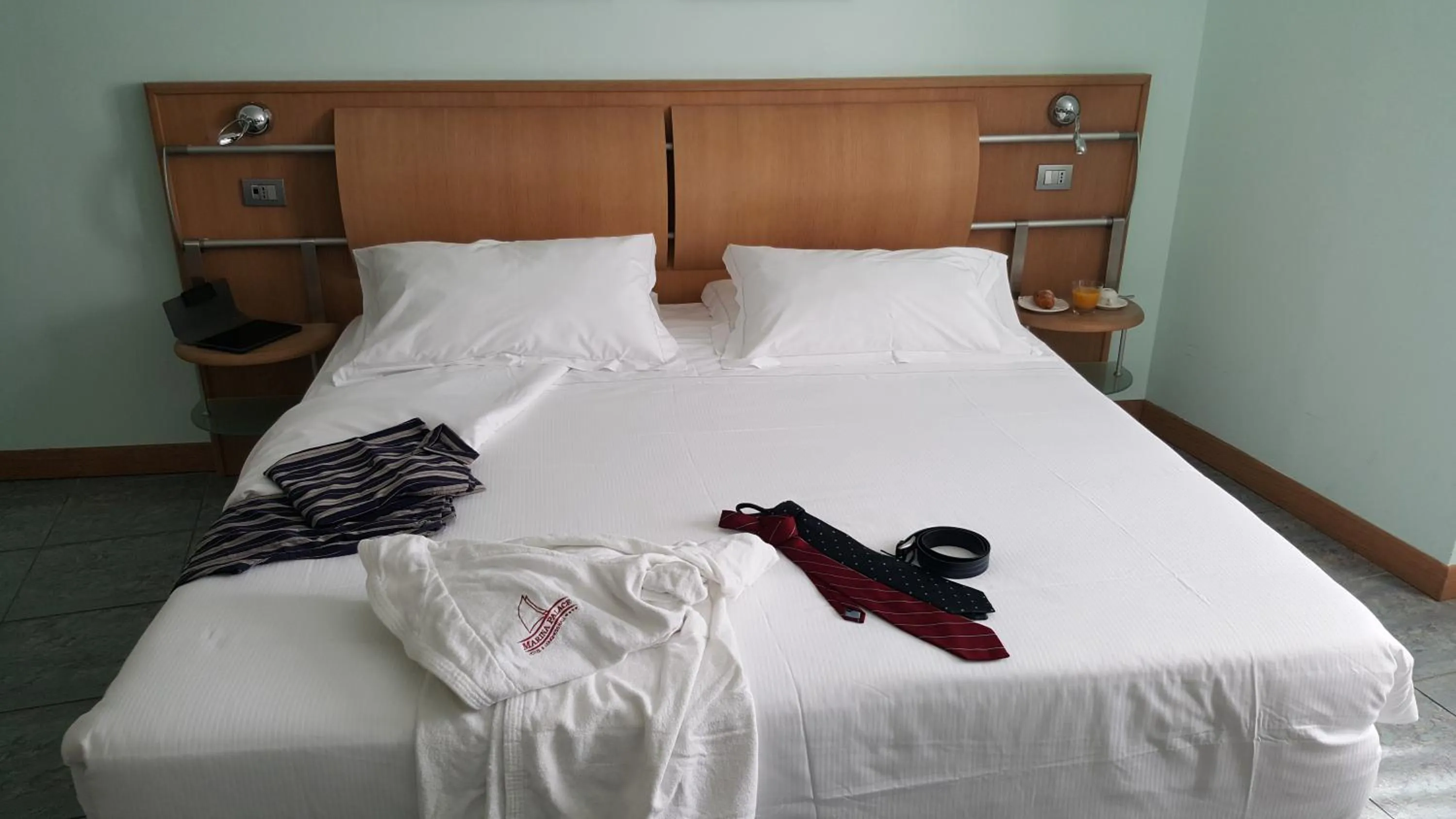 Decorative detail in Marina Palace Hotel & Congress Hall