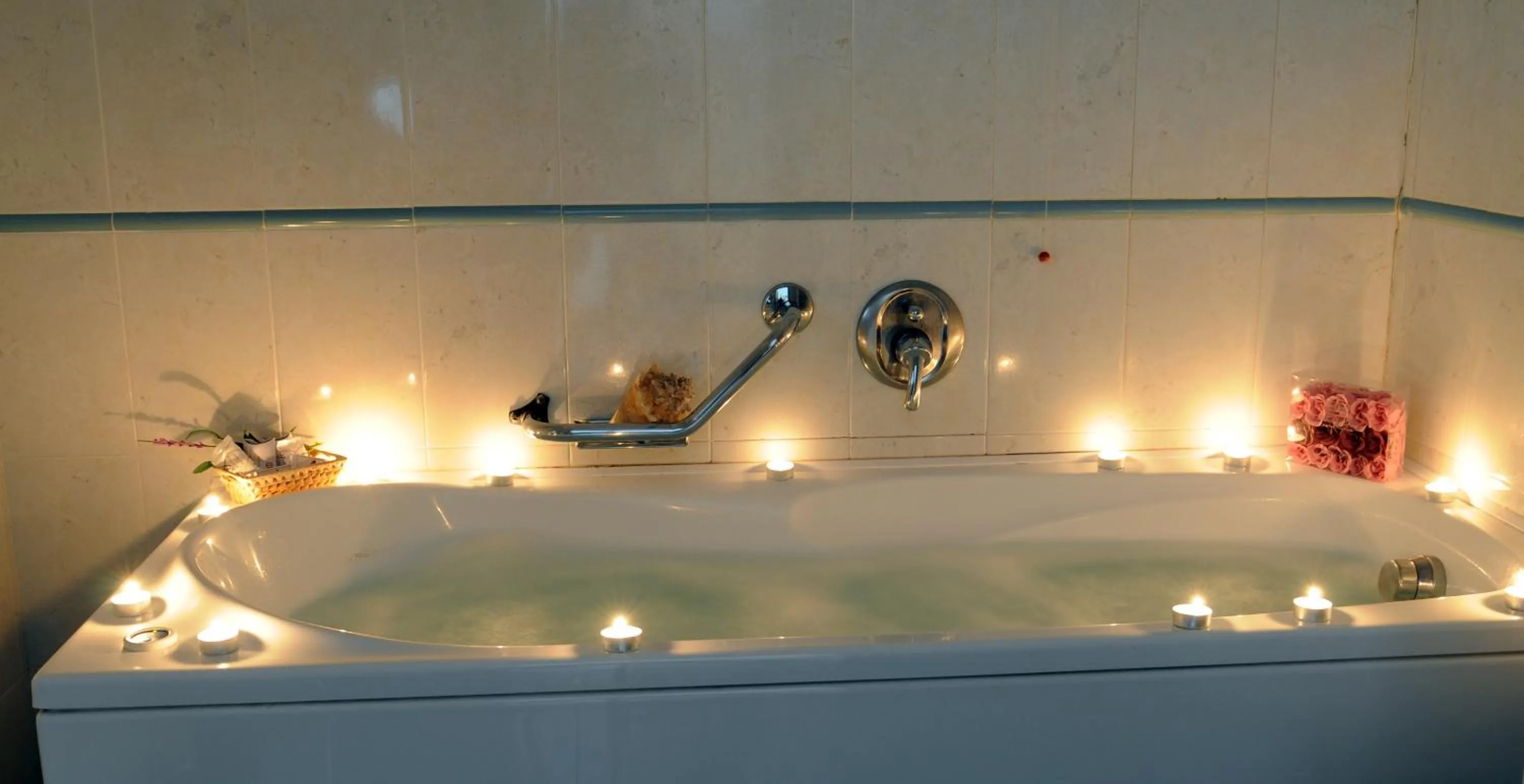 Bathroom in Marina Palace Hotel & Congress Hall