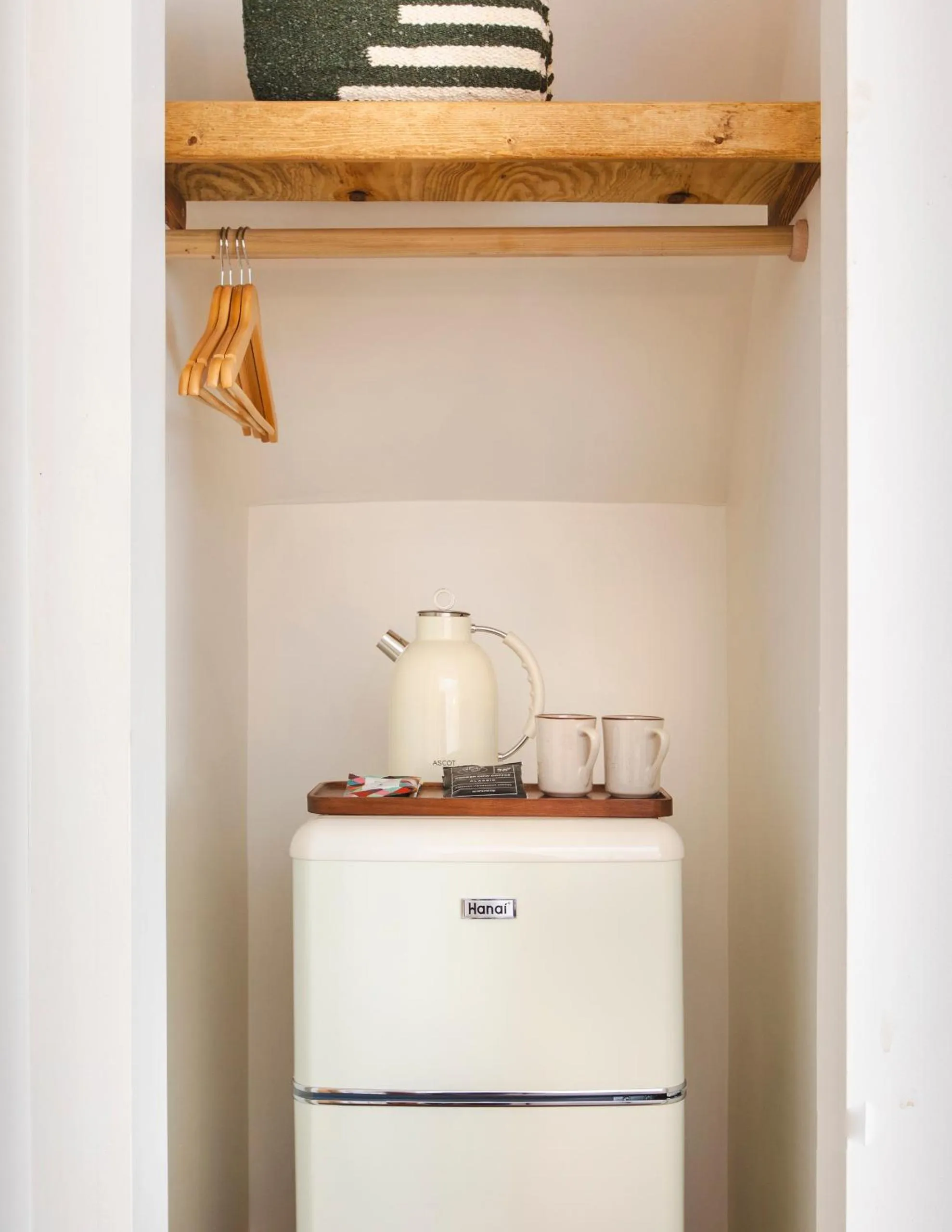 Coffee/tea facilities in Eastwind Hotel Lake Placid