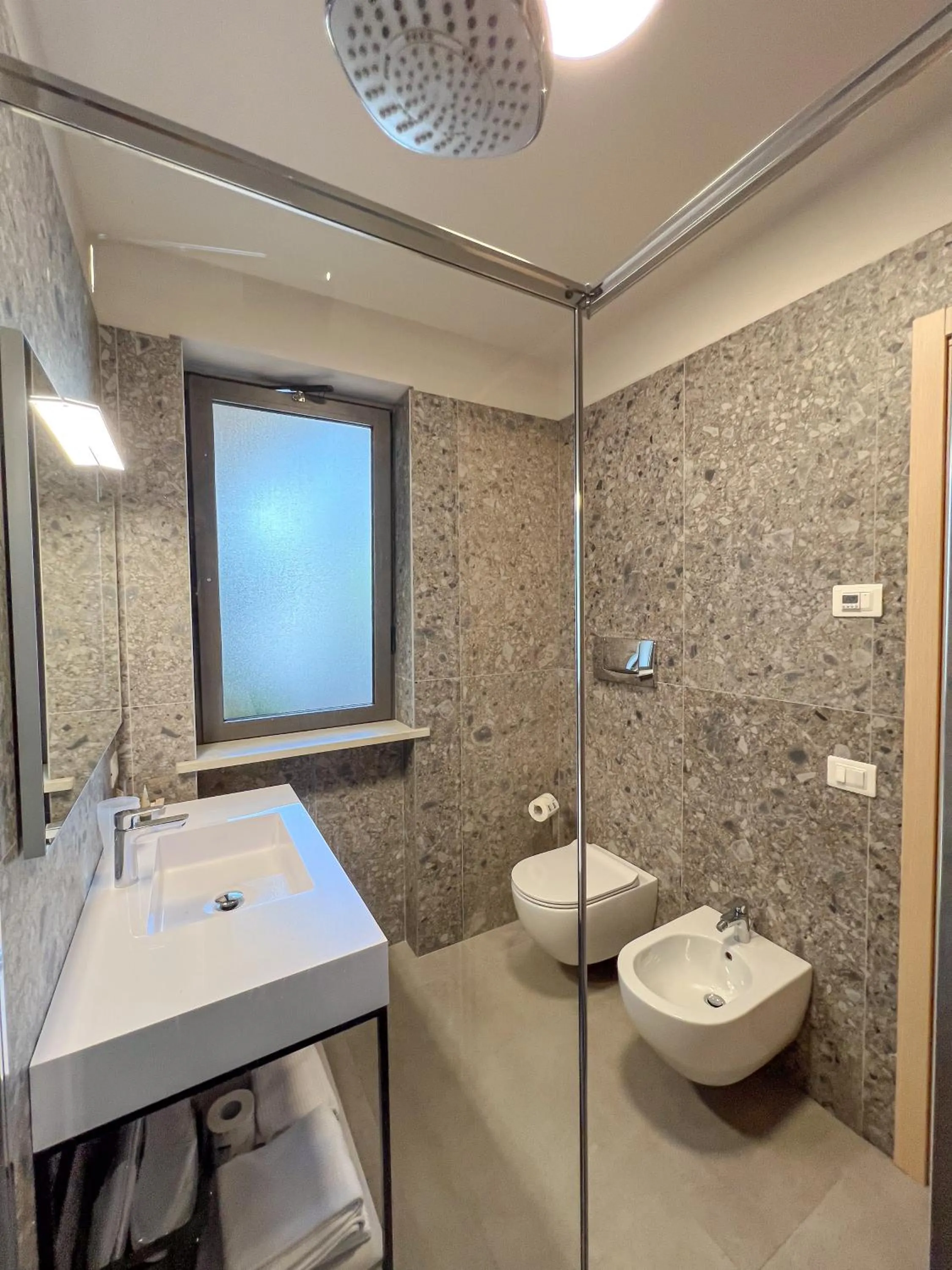 Shower in Castello Belvedere Apartments