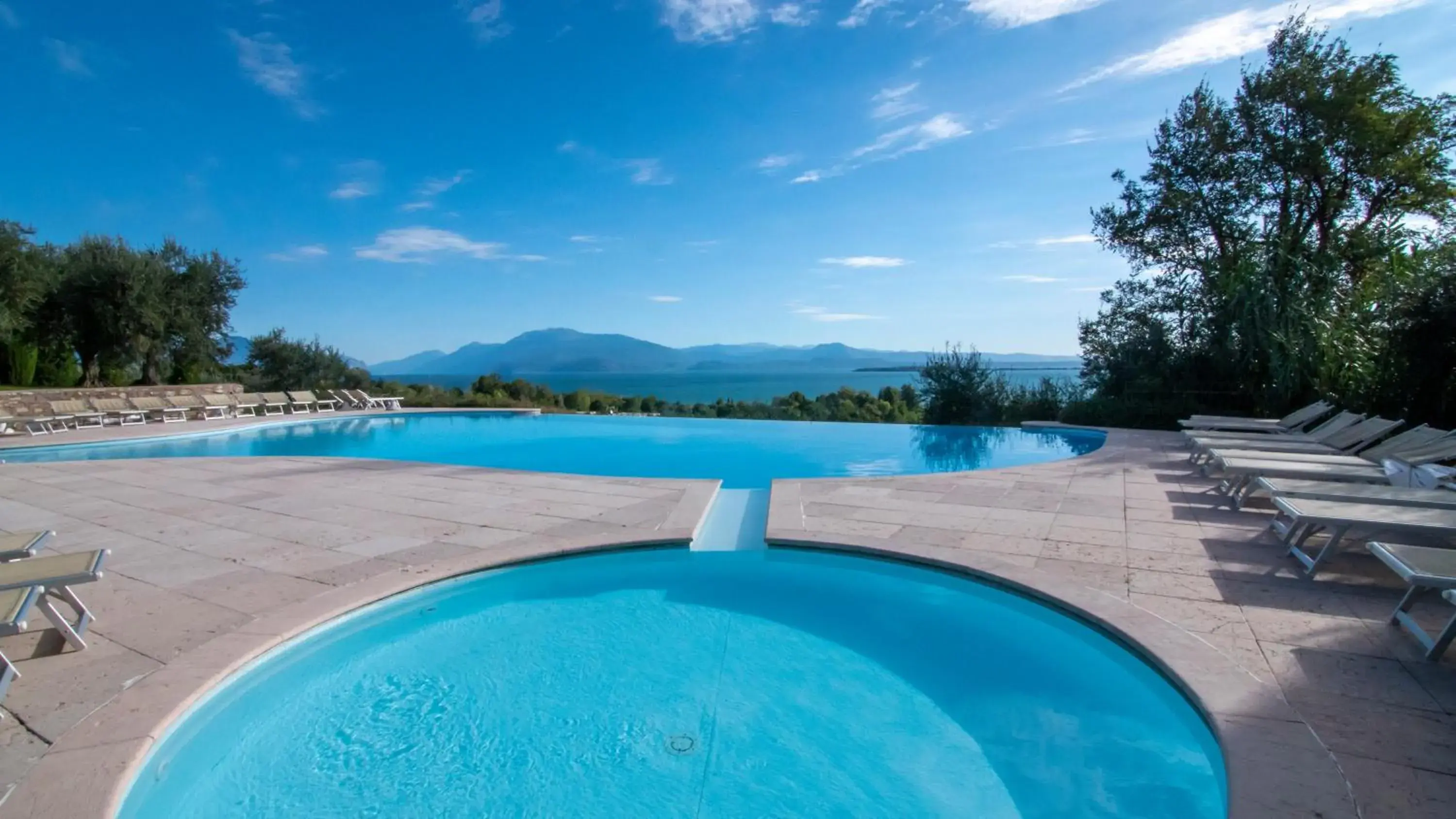 Pool view in Castello Belvedere Apartments Pool view in Castello Belvedere Apartments