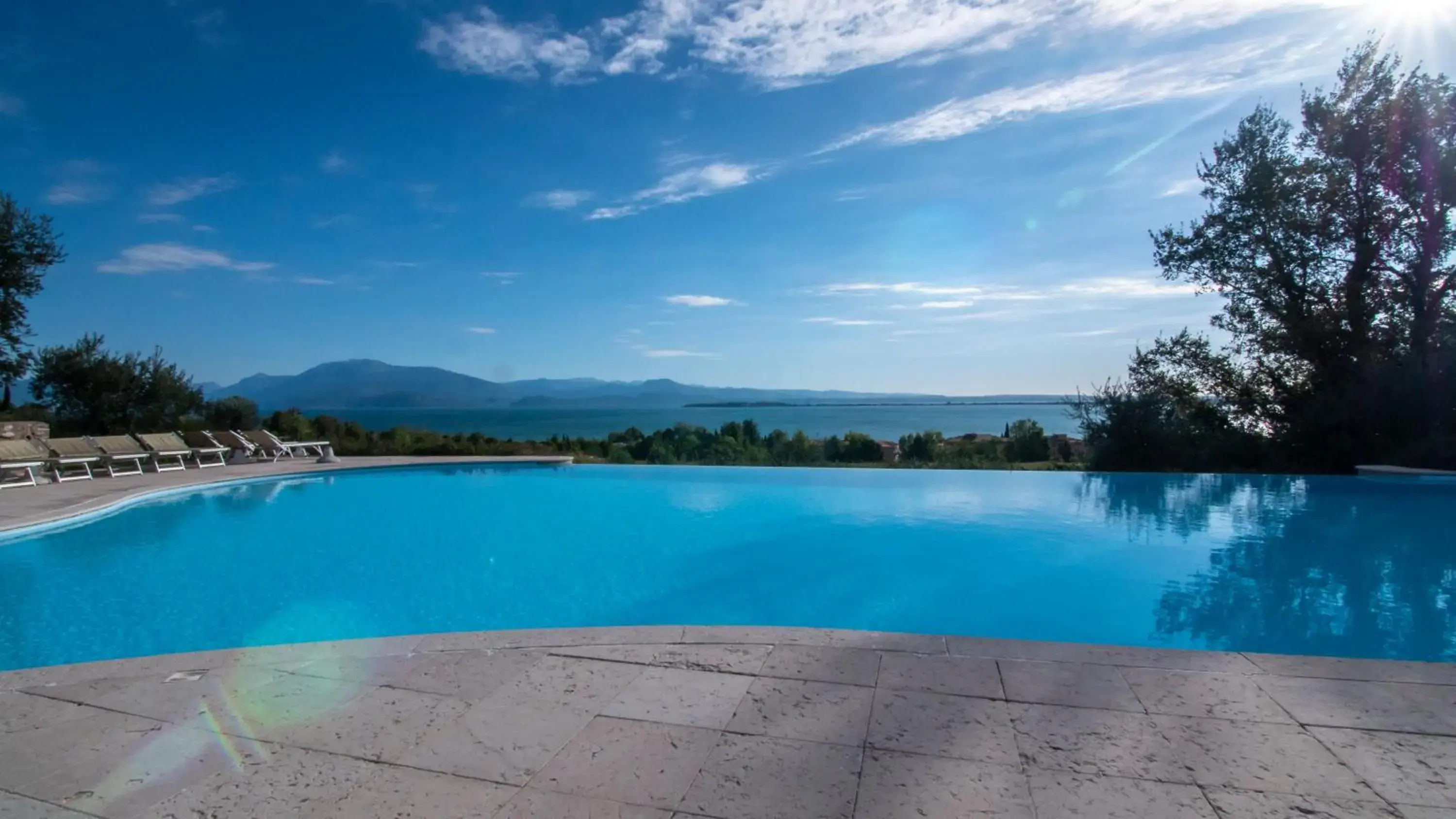 Lake view in Castello Belvedere Apartments Lake view in Castello Belvedere Apartments