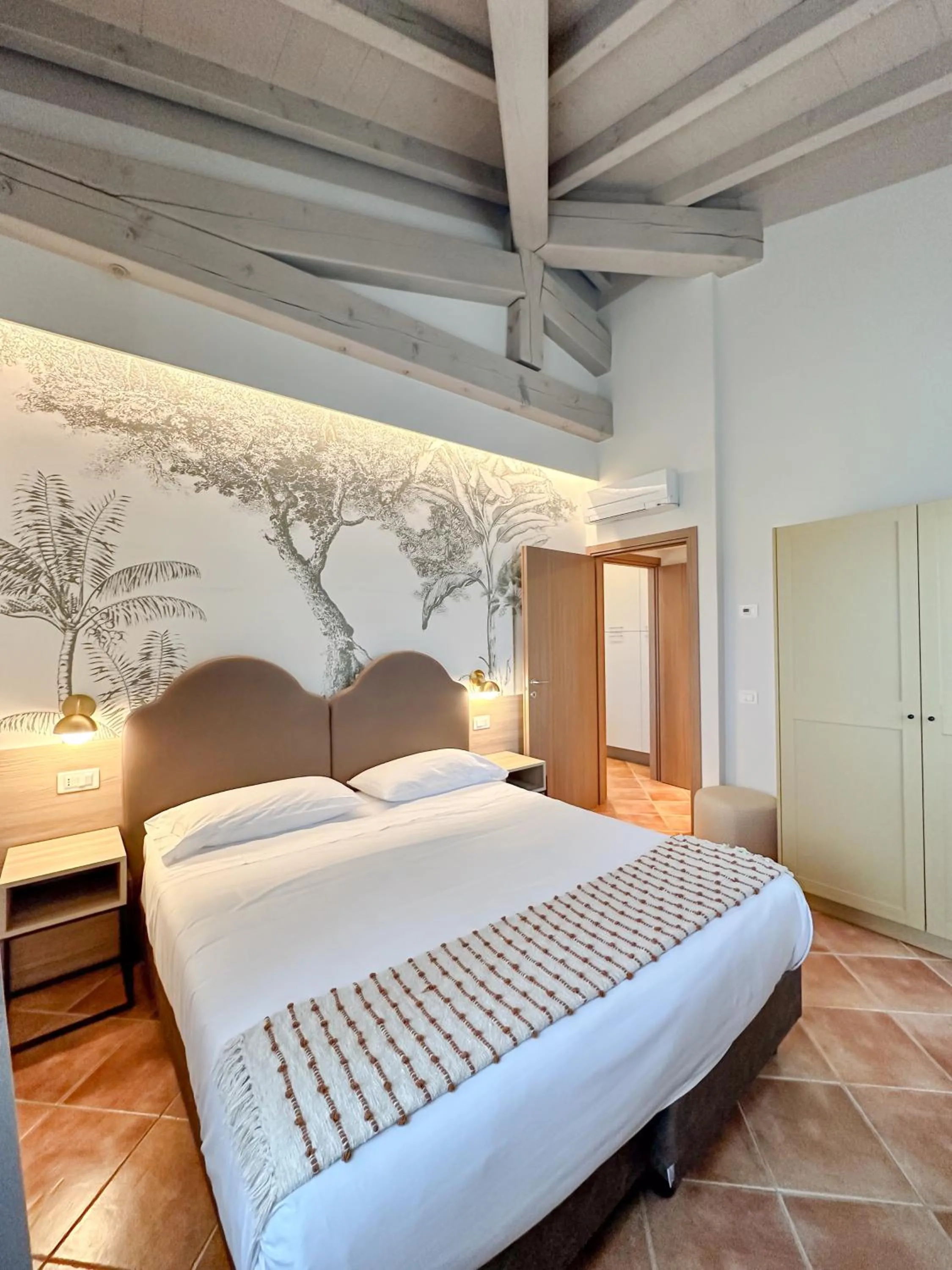 Photo of the whole room, Bed in Castello Belvedere Apartments