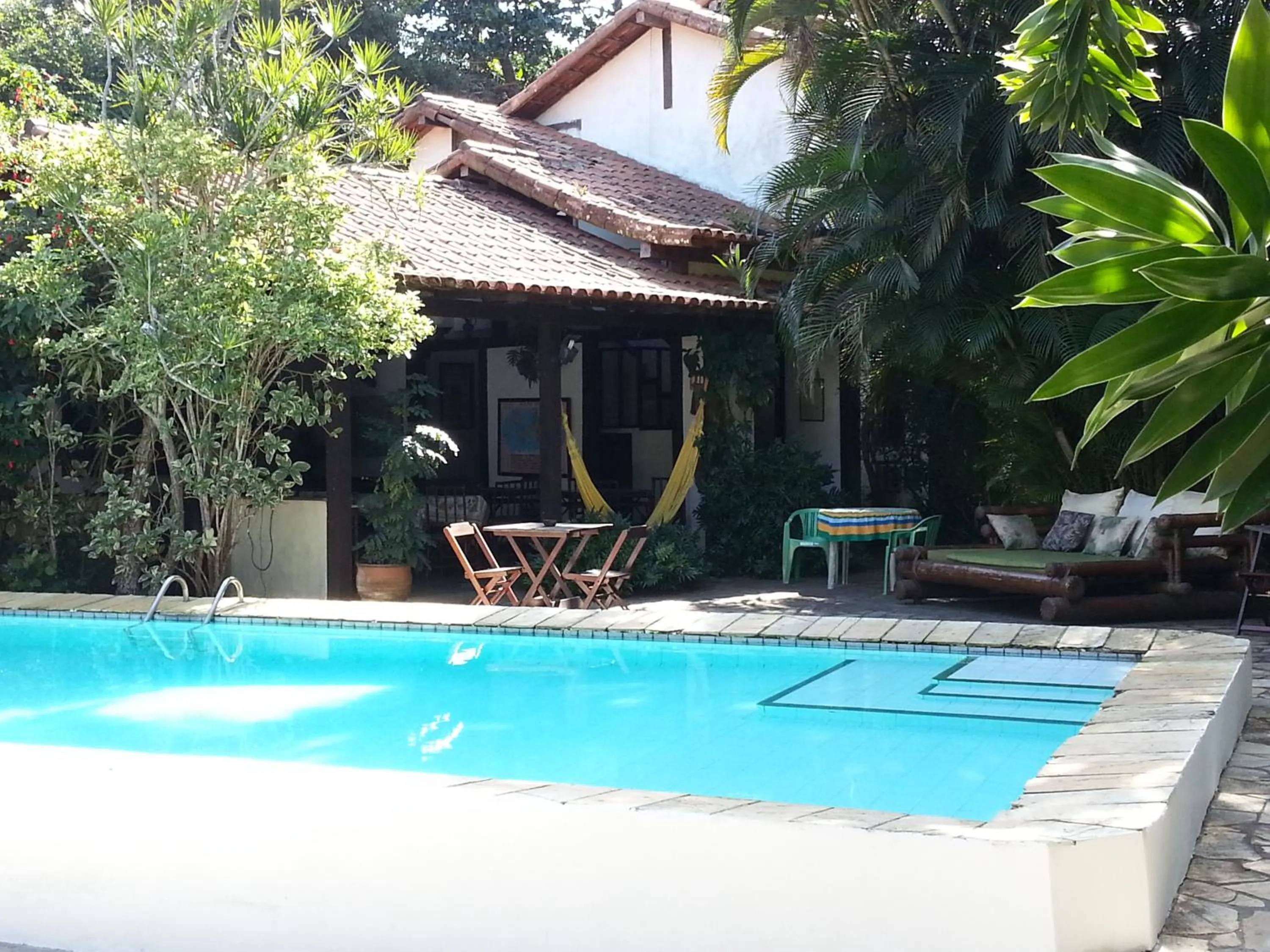 Swimming pool in Pousada Alicia