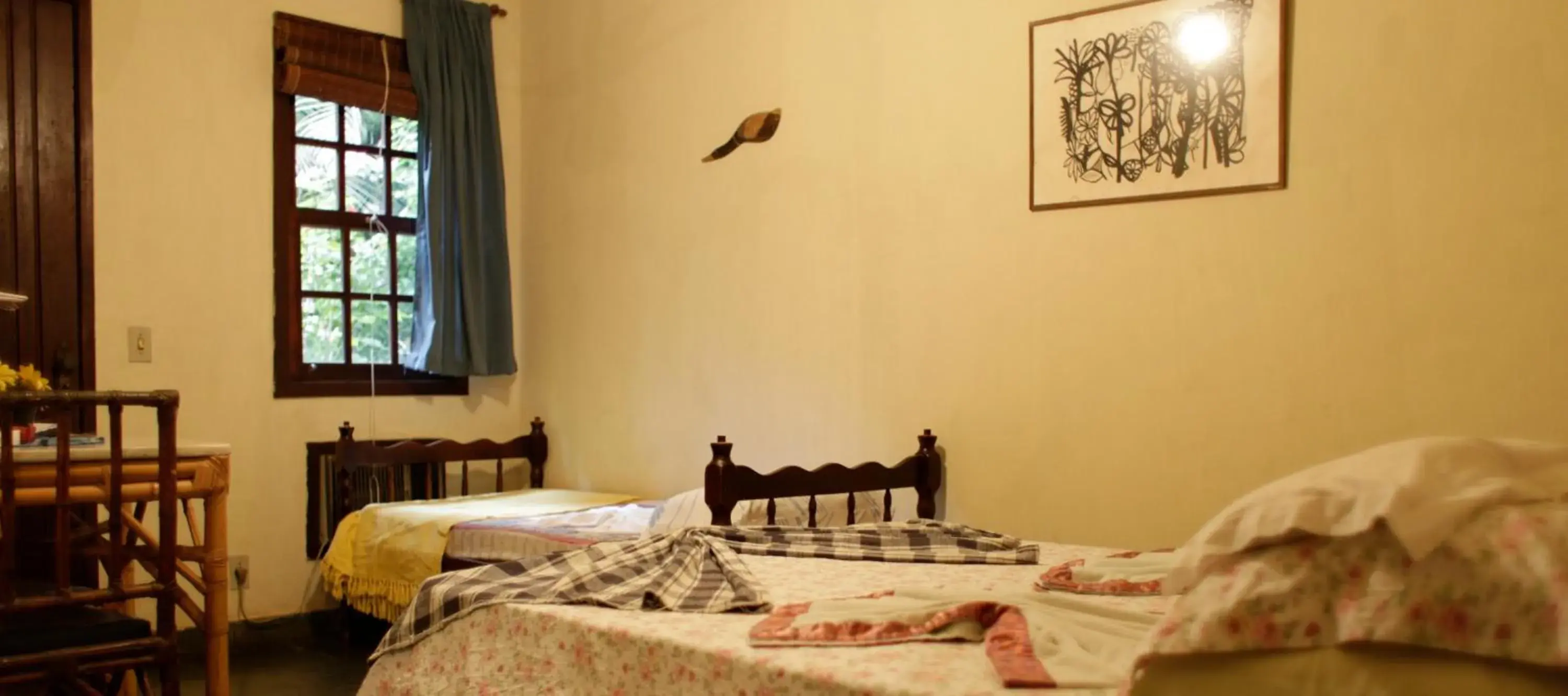 Standard Triple Room in Pousada Alicia Standard Triple Room in Pousada Alicia