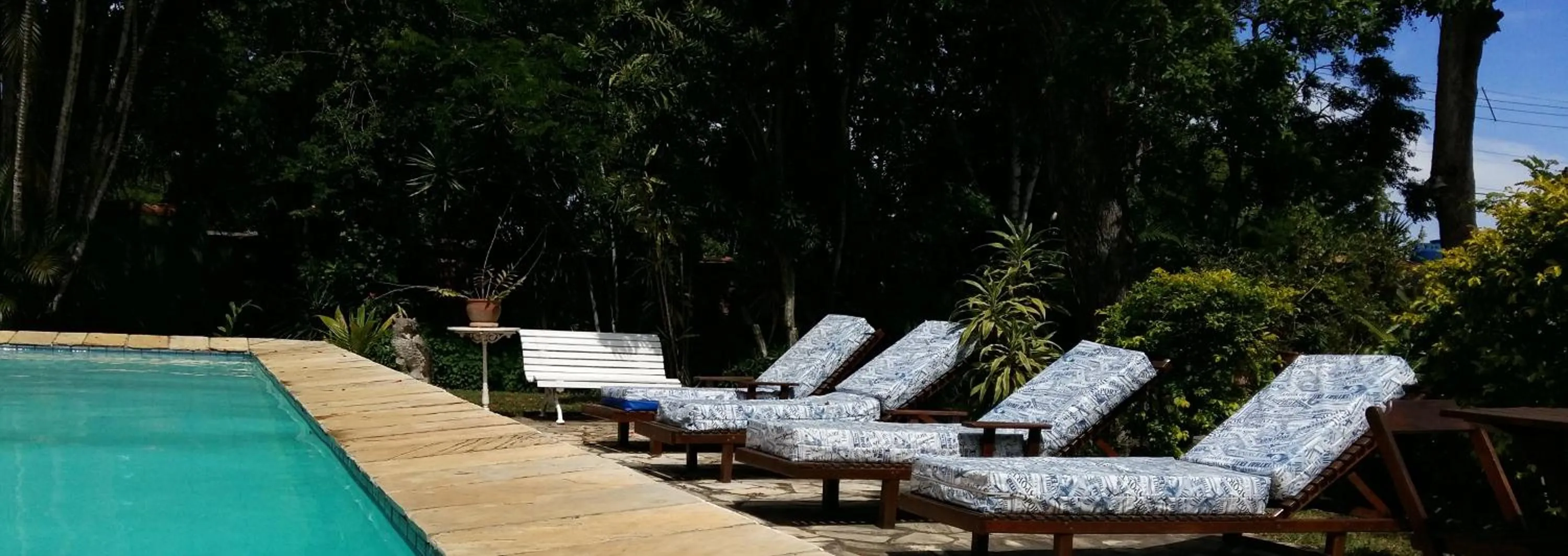 Property building in Pousada Alicia