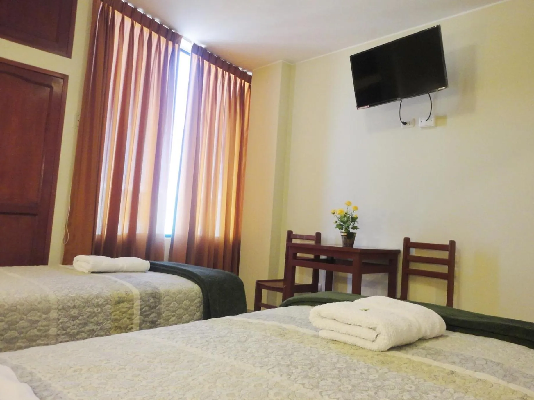 Bed in Hotel Torontel