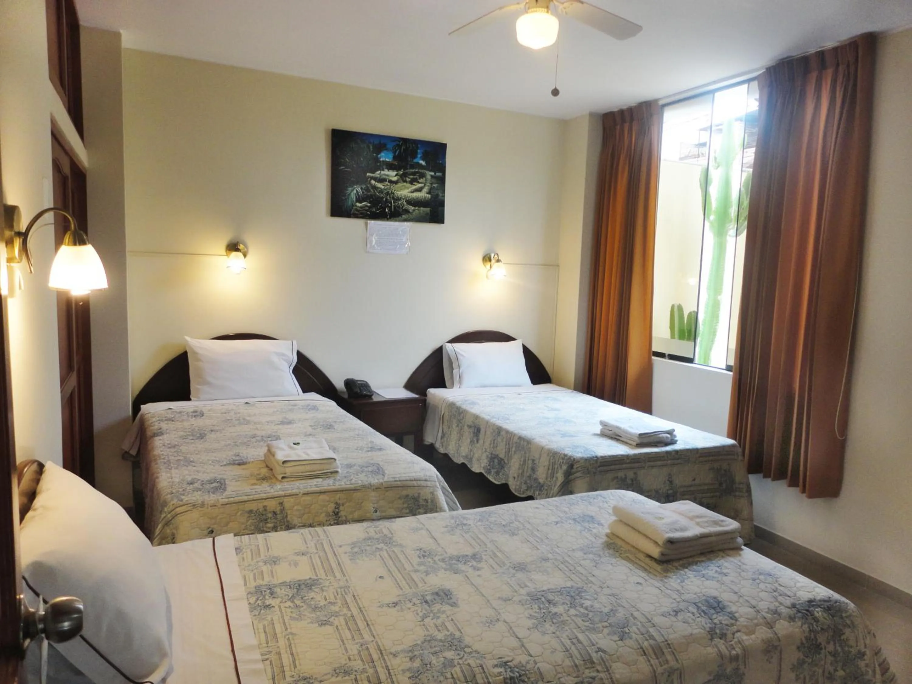 Photo of the whole room, Bed in Hotel Torontel