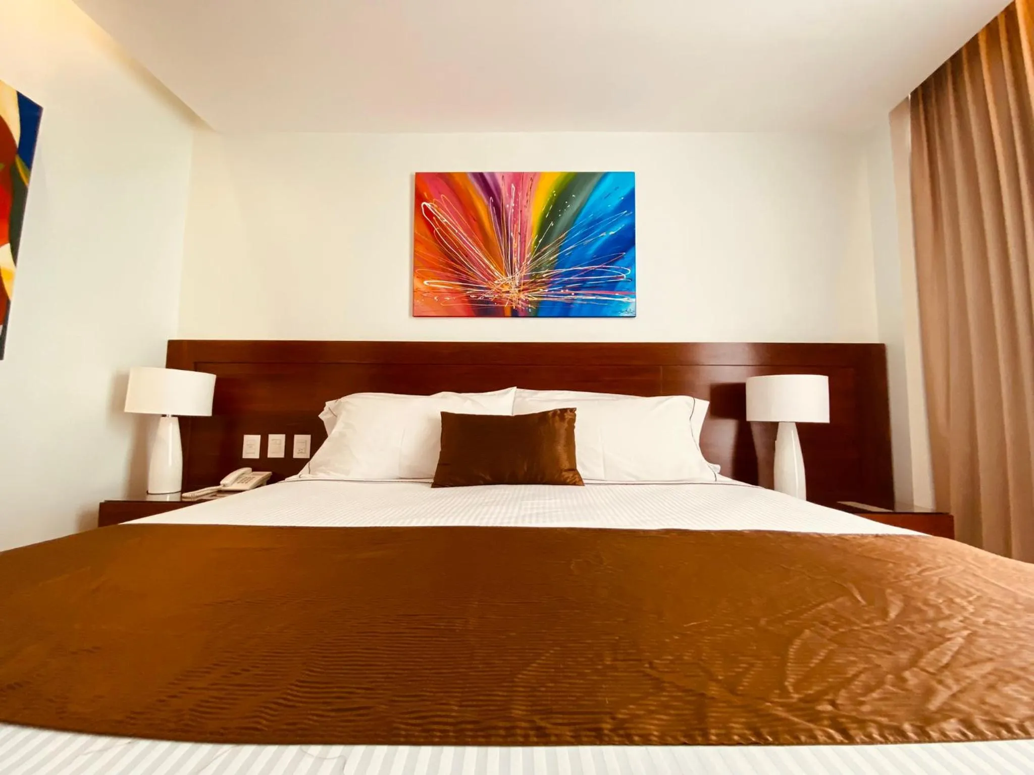 Bed in San Francisco Hotel Boutique