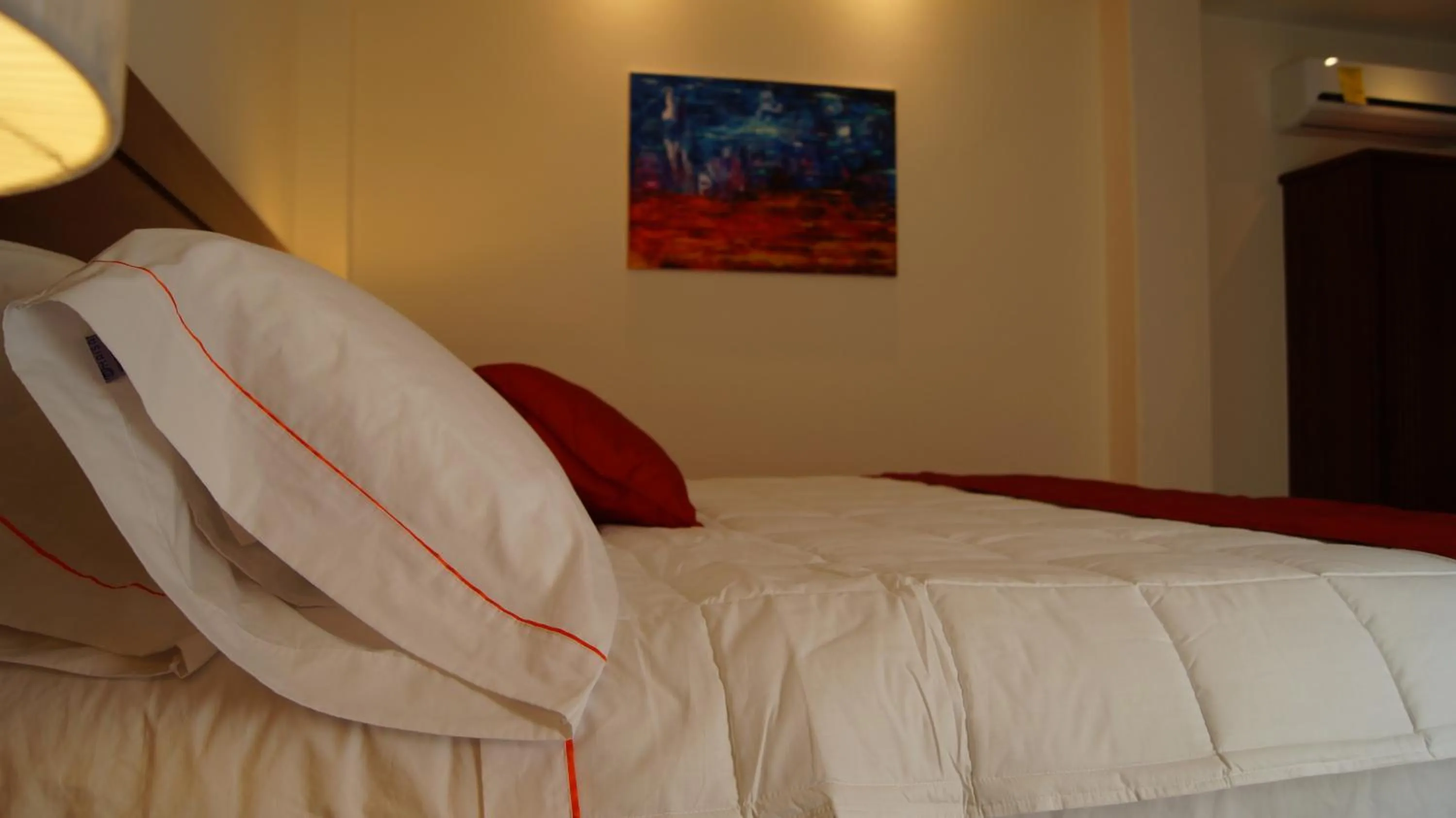 Bed in San Francisco Hotel Boutique