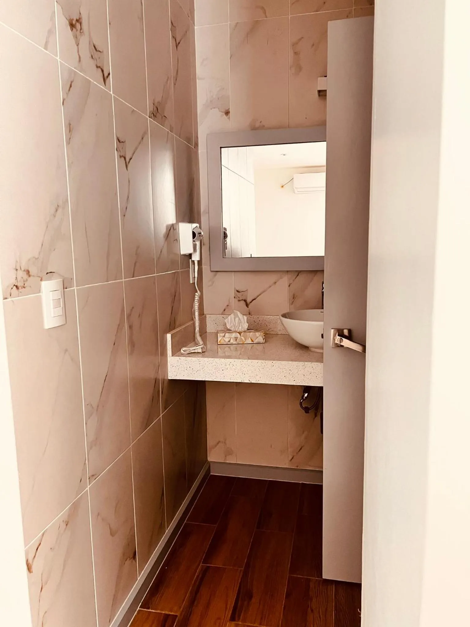 Bathroom in San Francisco Hotel Boutique