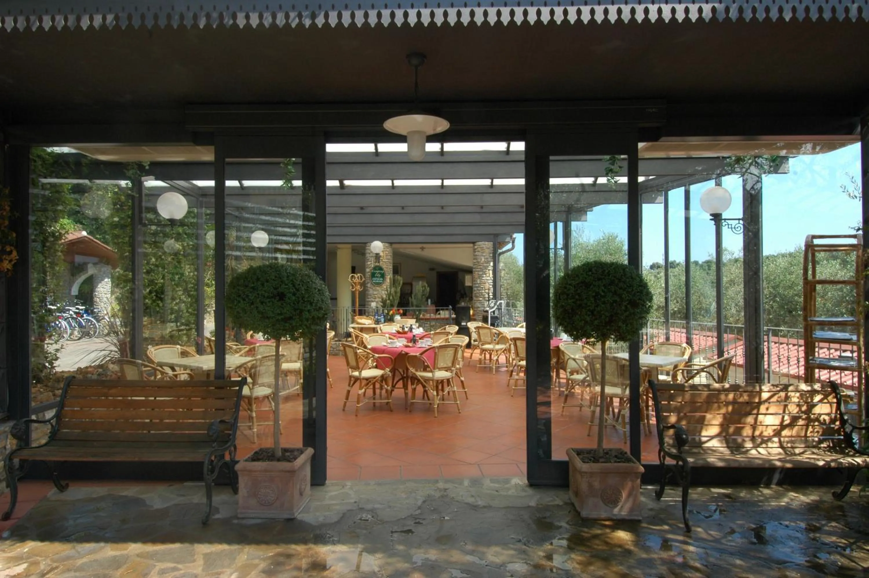 Restaurant/places to eat in Camping Edy