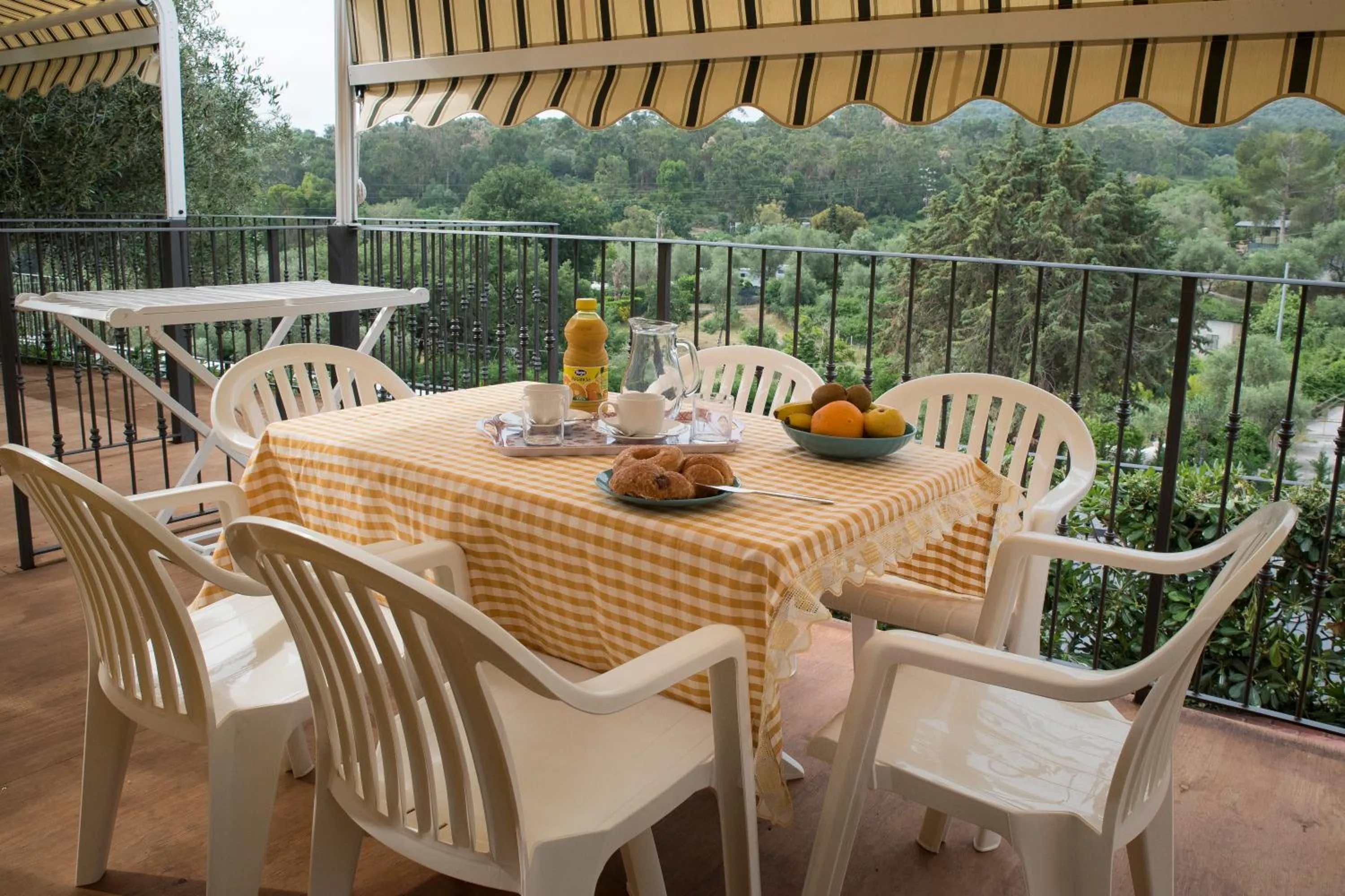Balcony/Terrace in Camping Edy