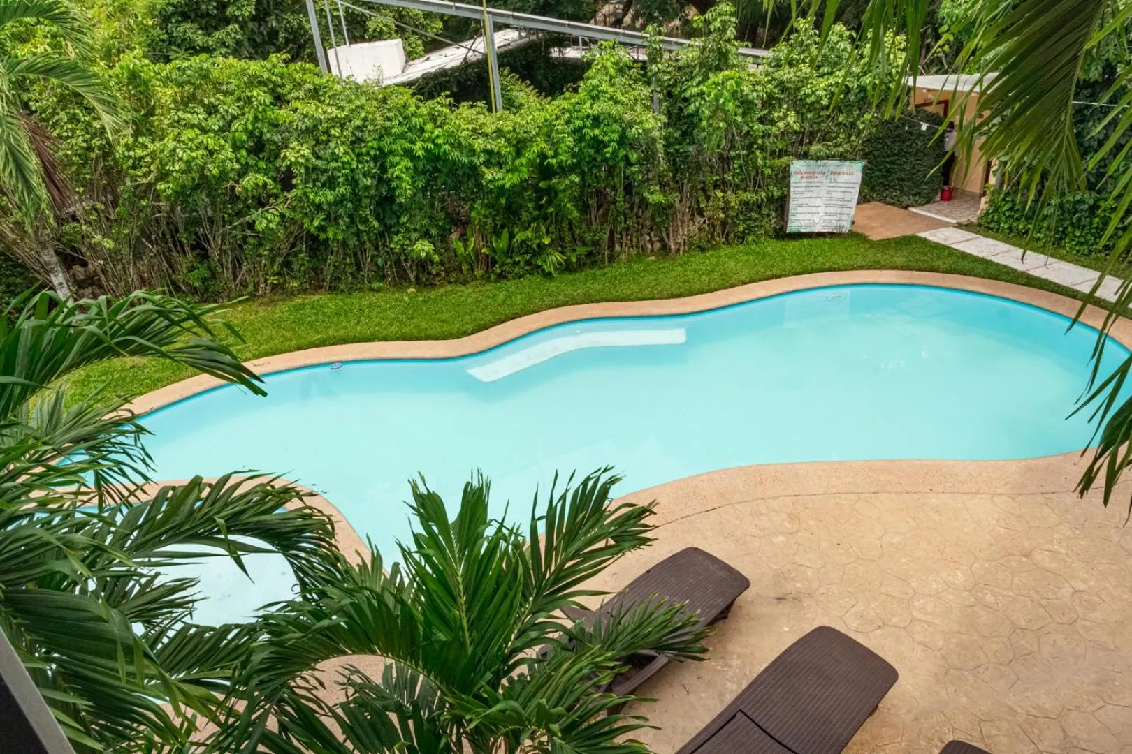 Swimming pool in Hotel Cañada Internacional