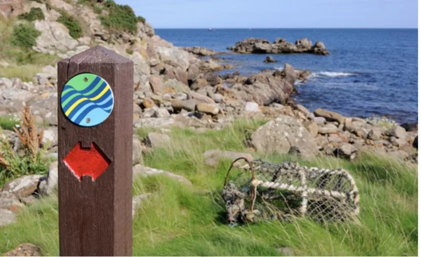 Hiking in The Upper Largo Hotel & Restaurant